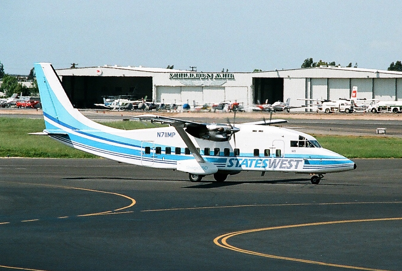 N711MP — Aircraft