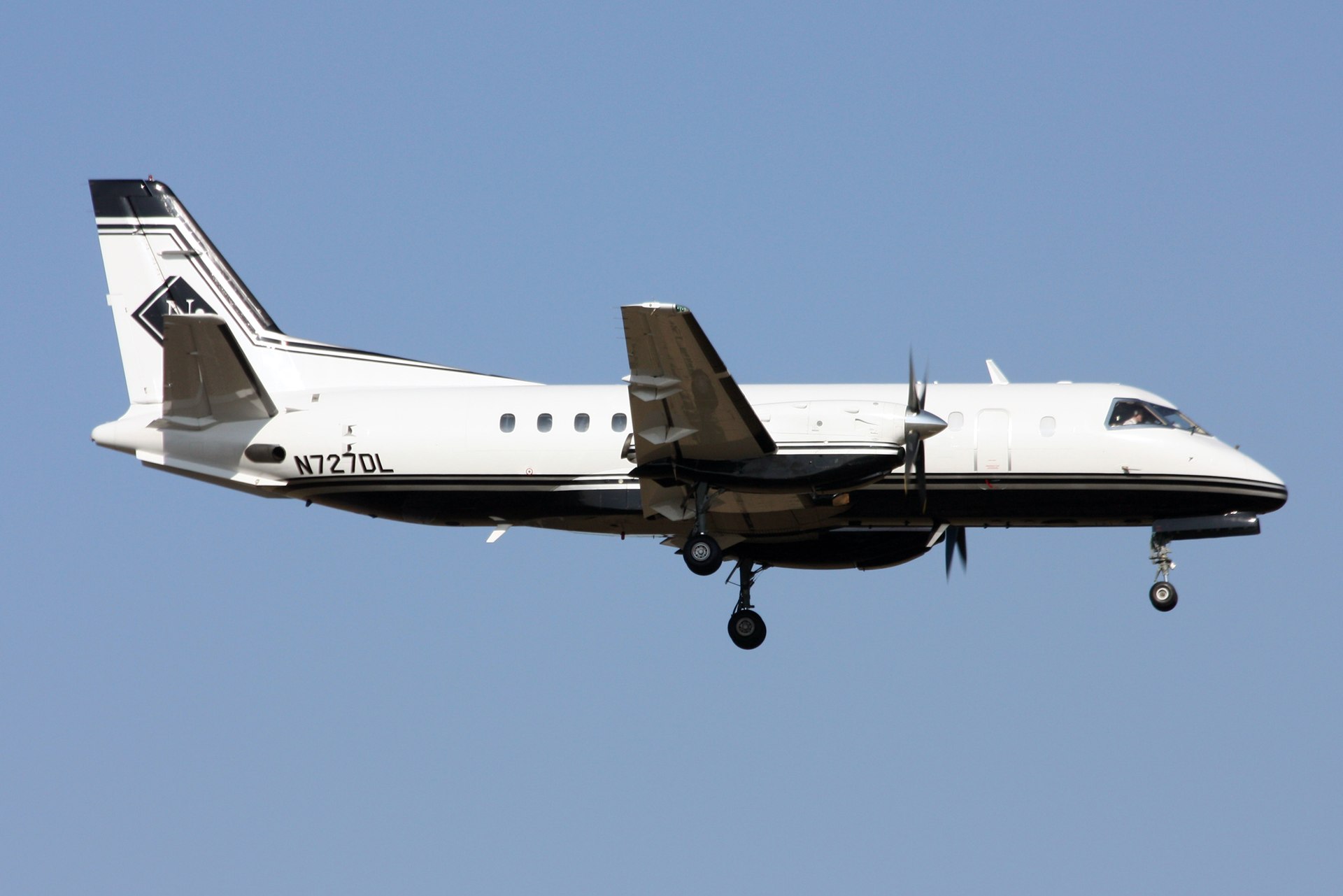 N727DL — Aircraft
