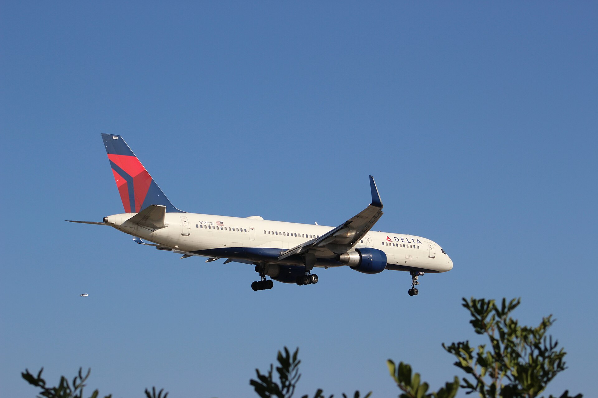 Sewageboy's best shot — N727TW