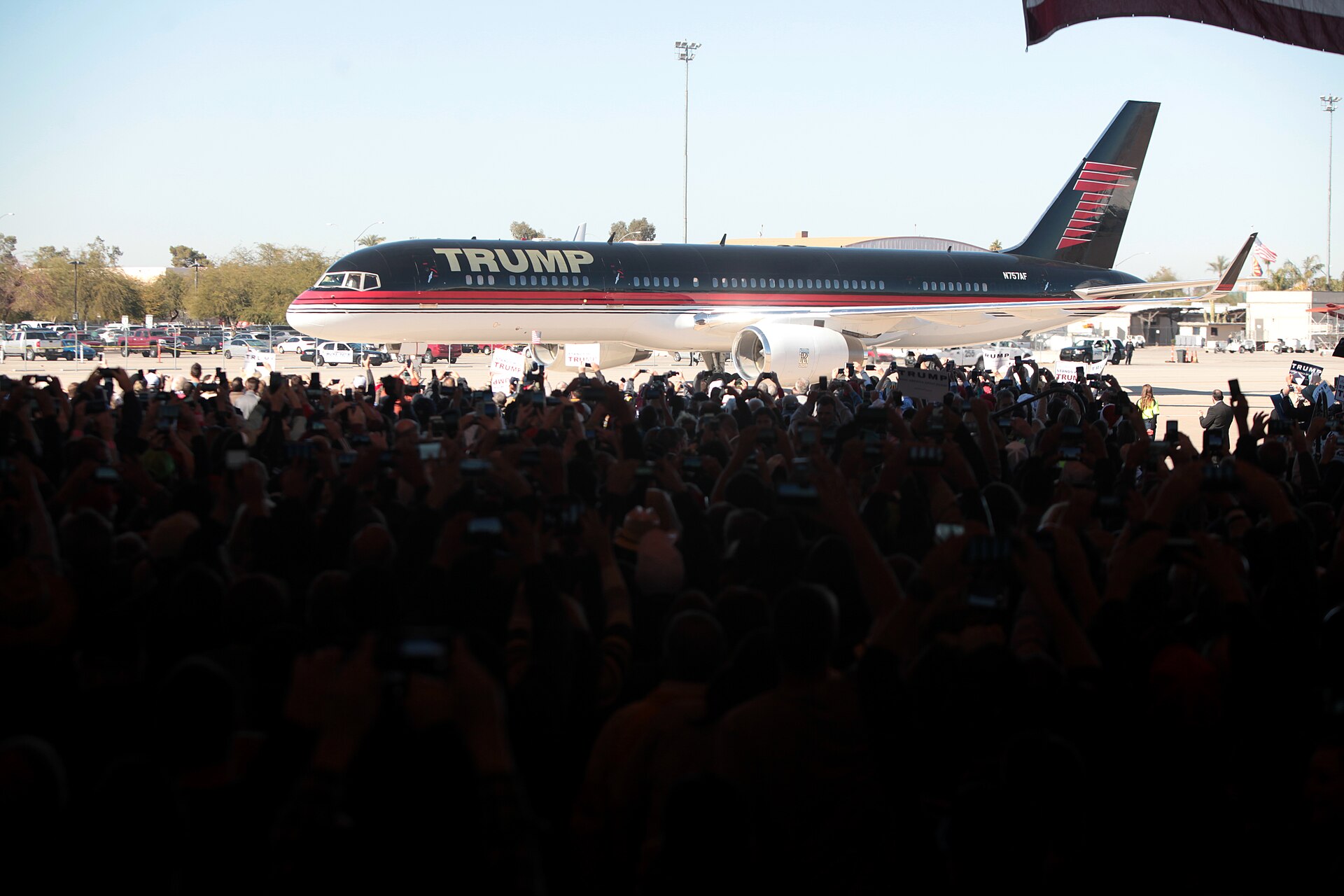 N757AF — Twin-engine aircraft