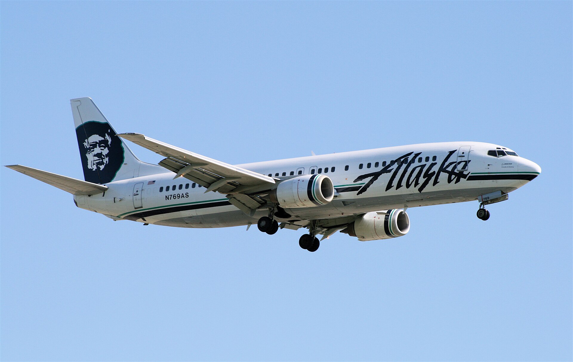 N769AS — Twin-engine aircraft