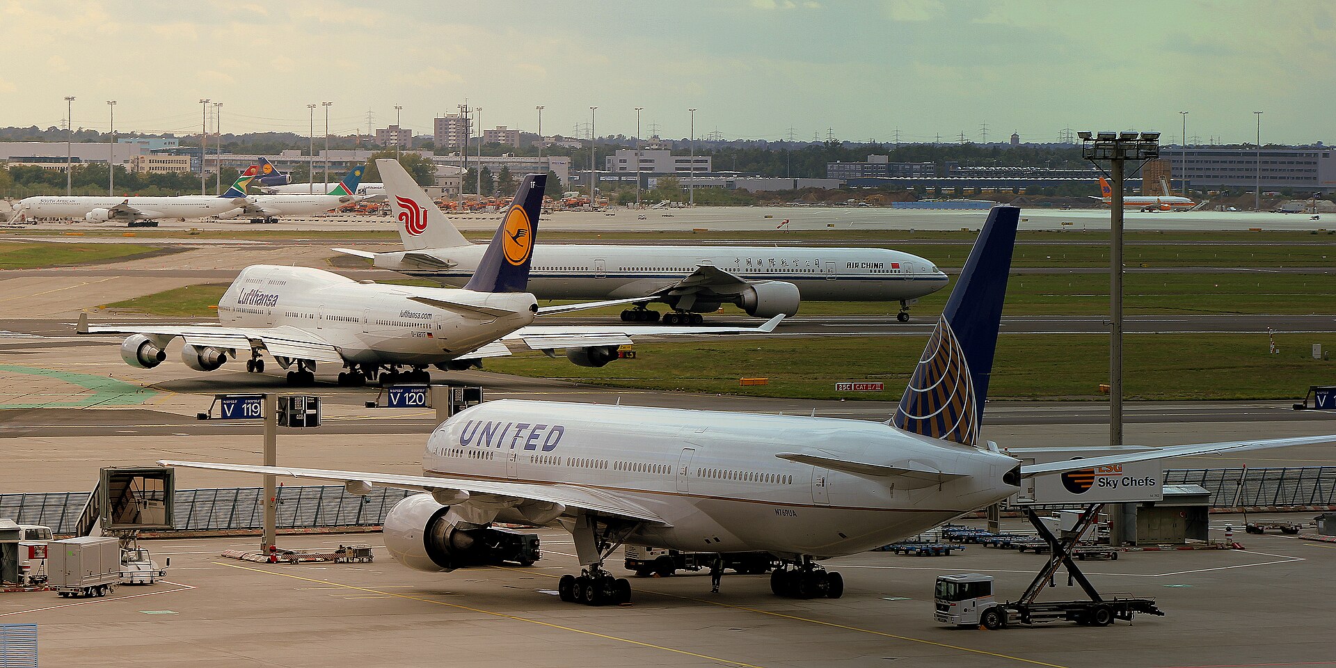 N769UA — Boeing