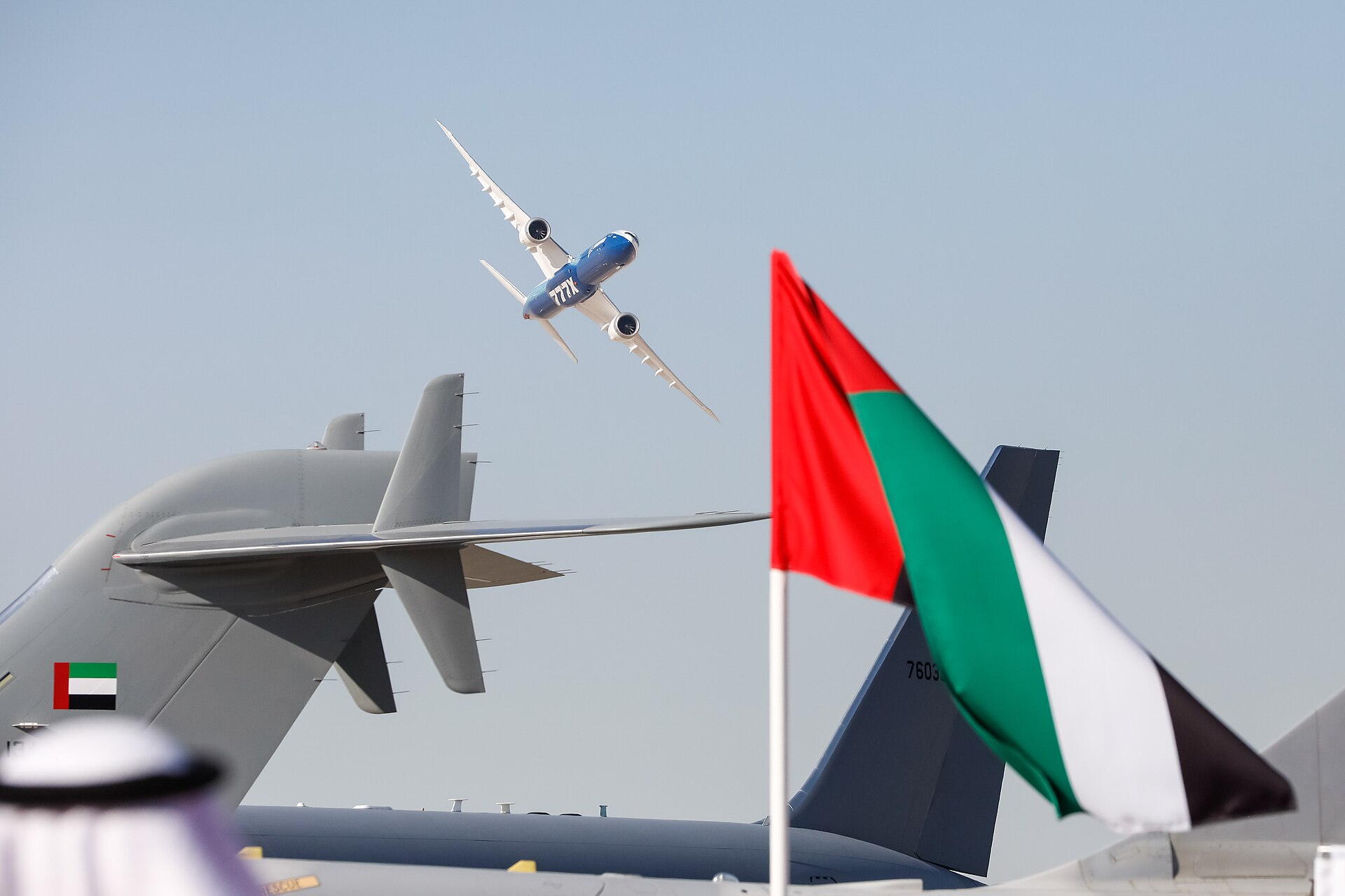 N779XW — Twin-engine aircraft