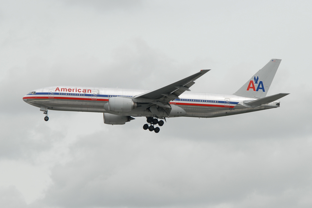 Robert Underwood's best shot — N787AL