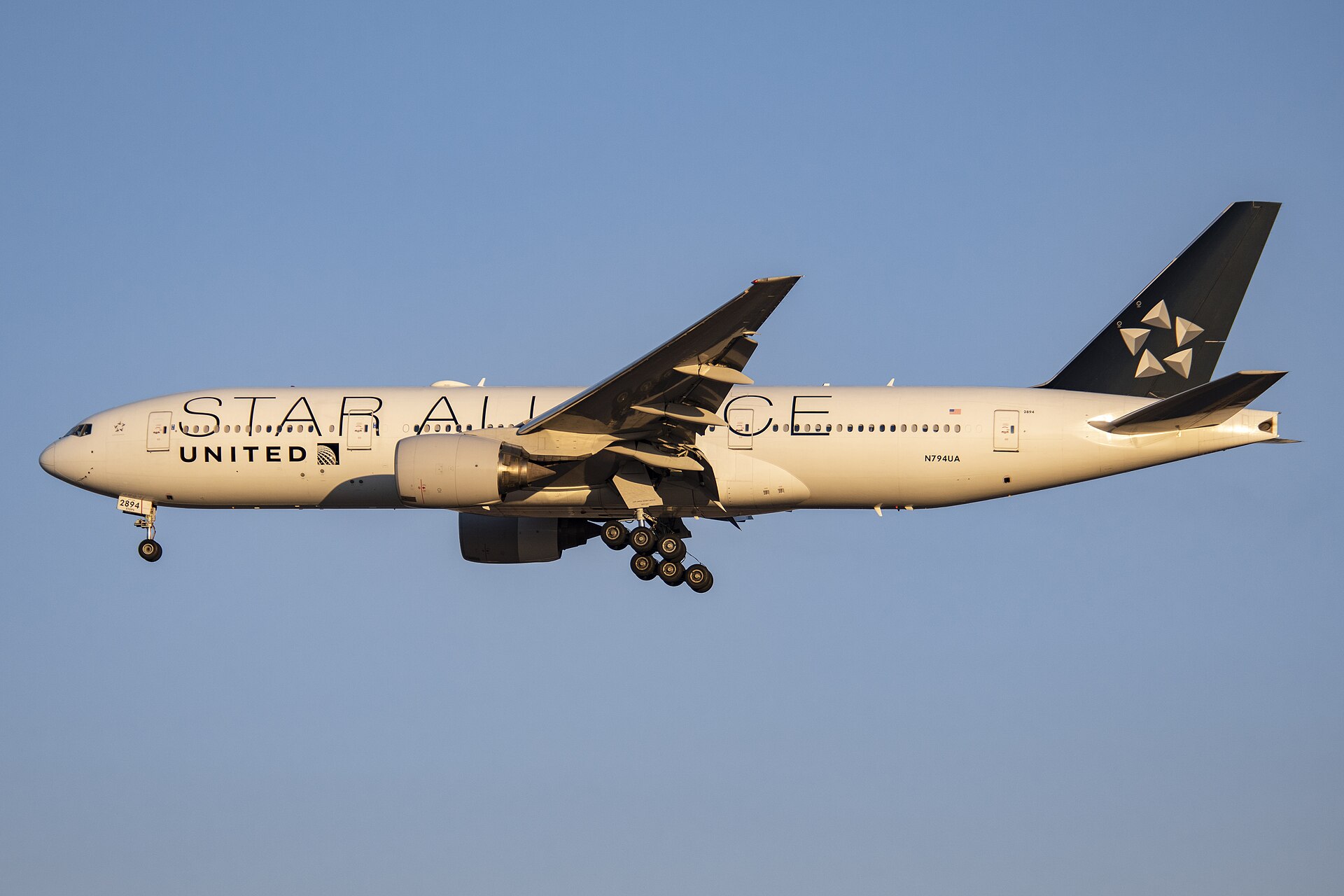 N794UA — Boeing