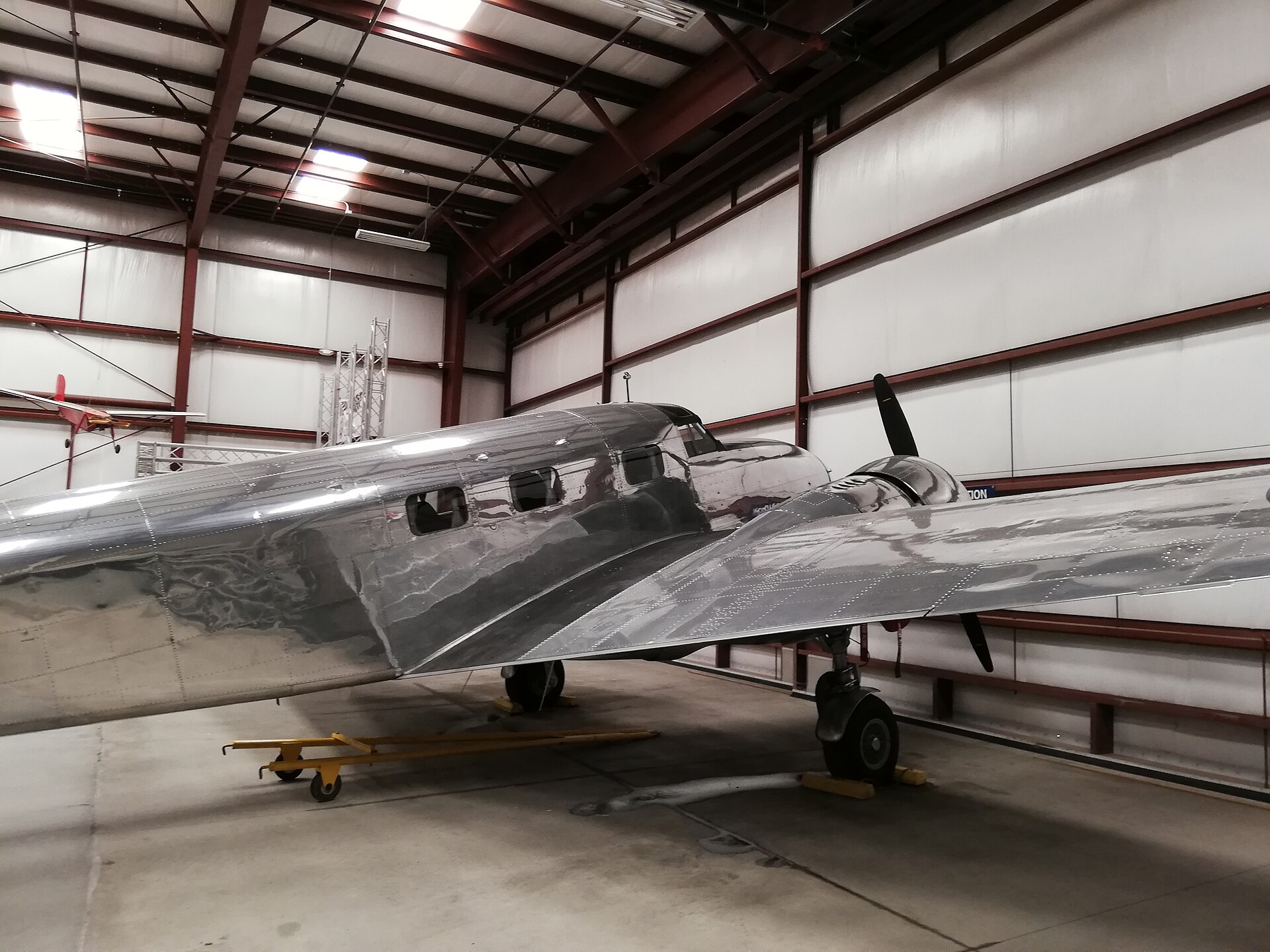 N93R — Twin-engine aircraft