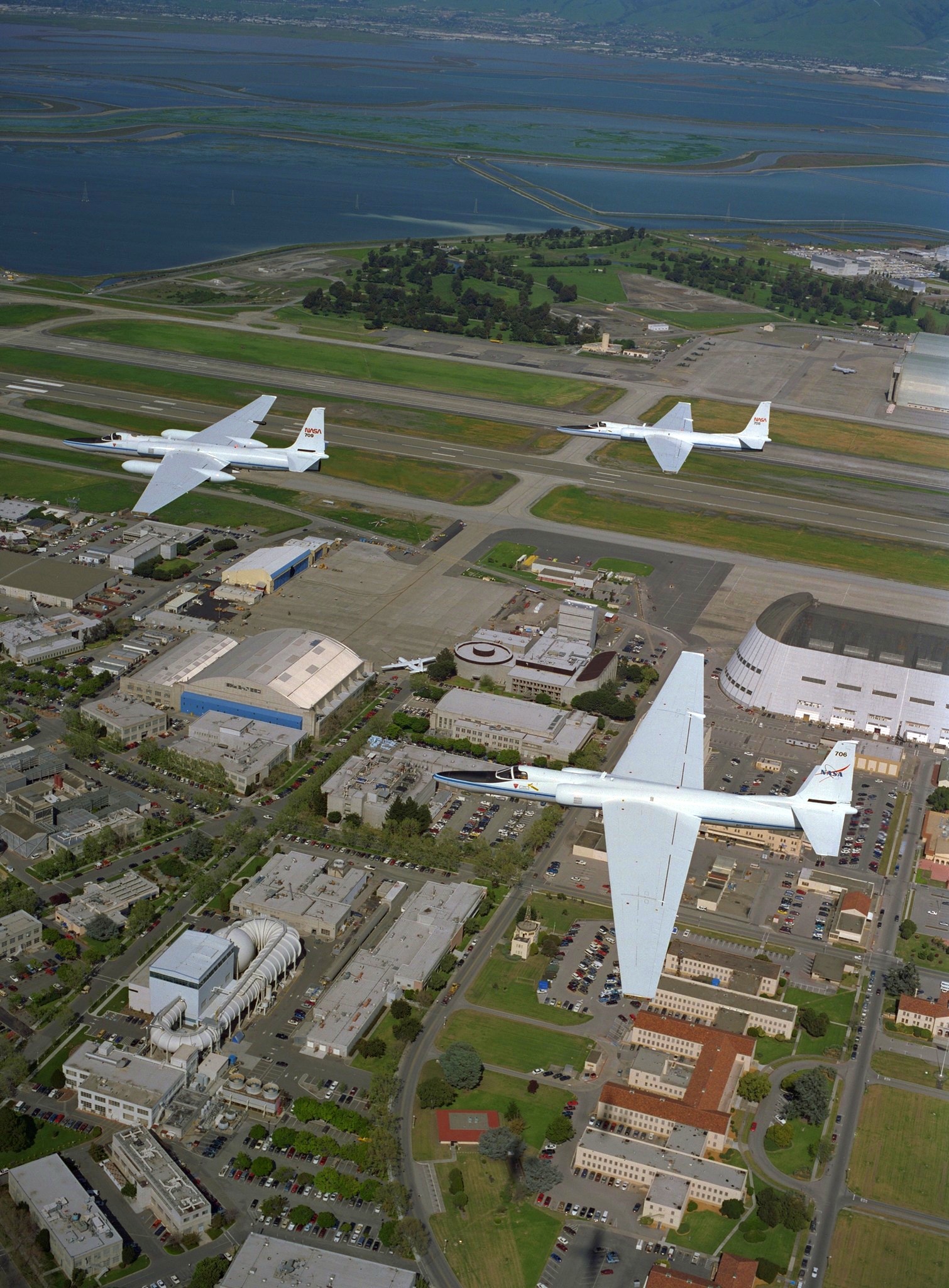 N809NA — Lockheed
