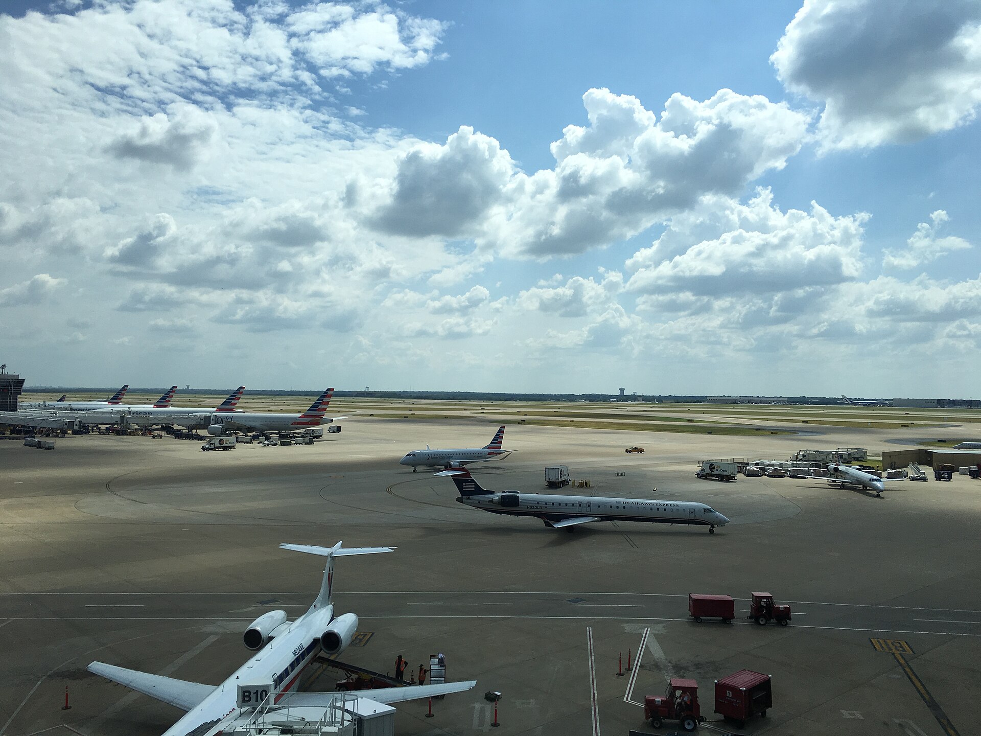 N824AE — Business jet