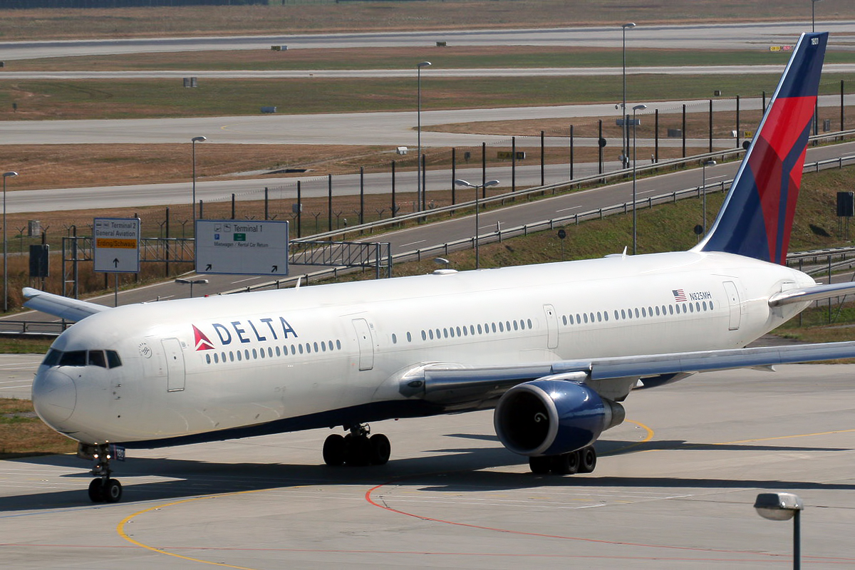 N825MH — Boeing