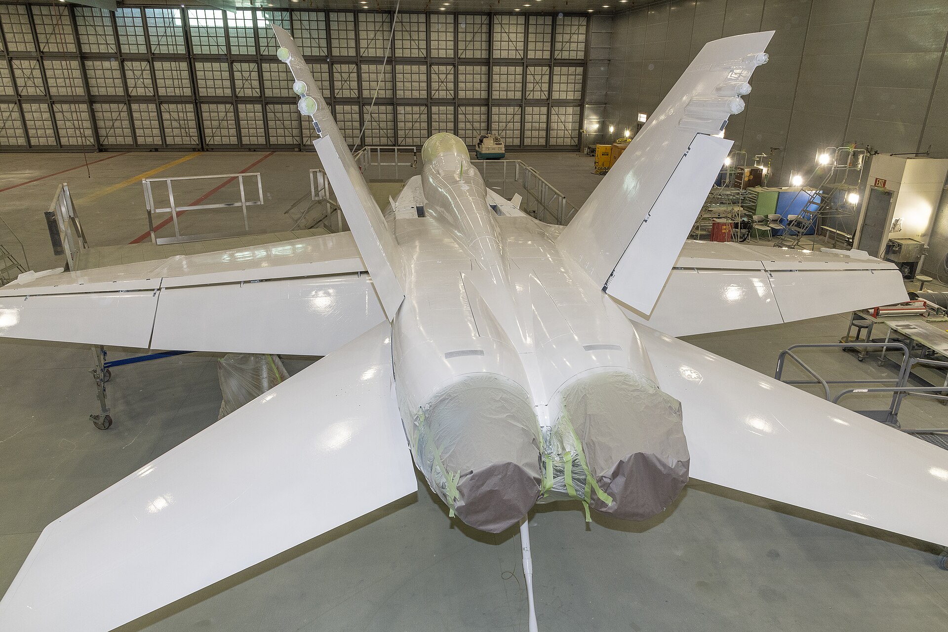 N862NA — Twin-engine aircraft