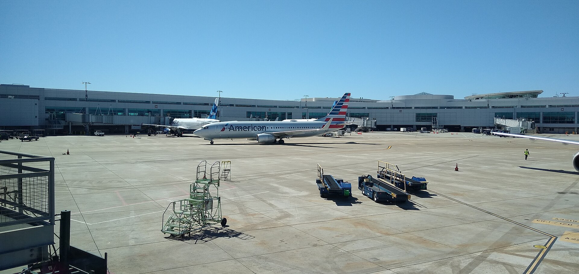 N895NN — Boeing