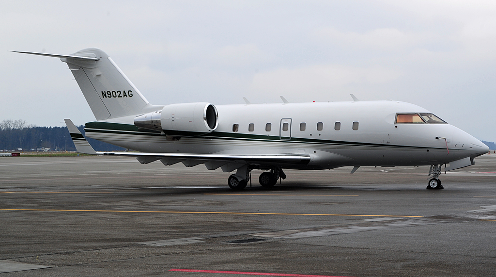 N902AG — Bombardier