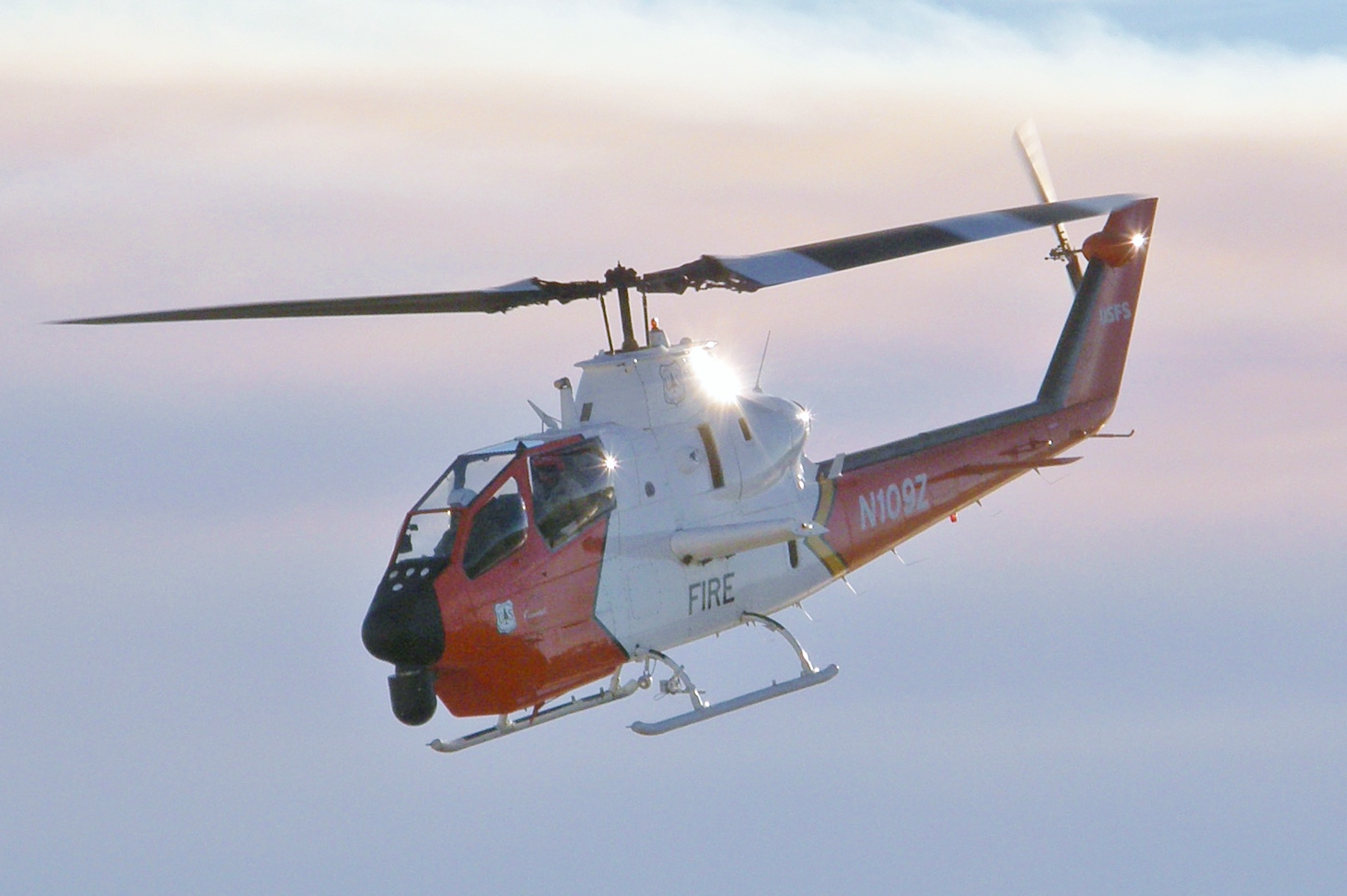 N109Z — Helicopter