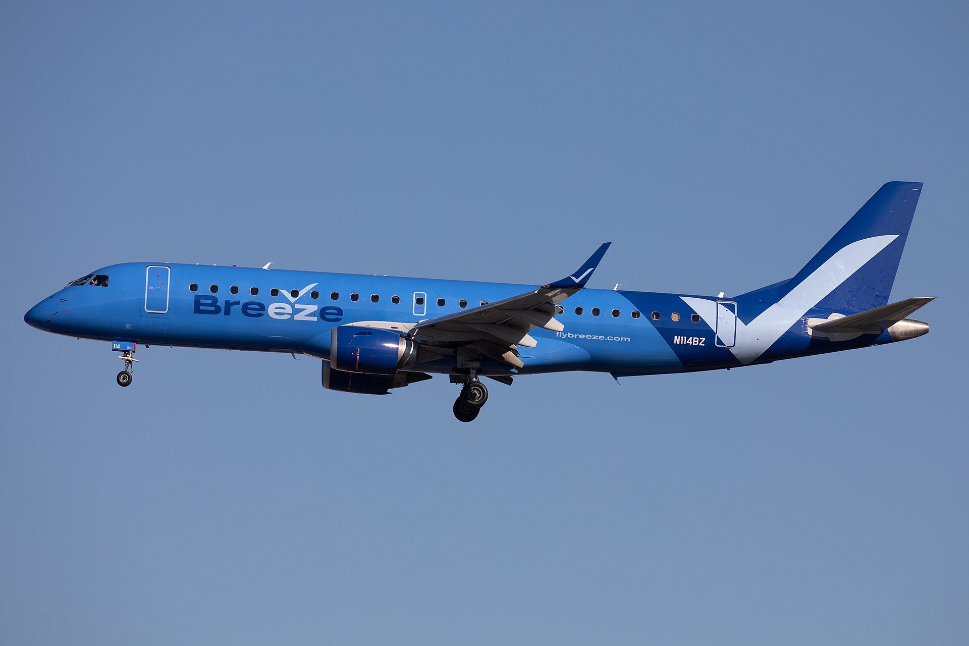 N114BZ — Embraer