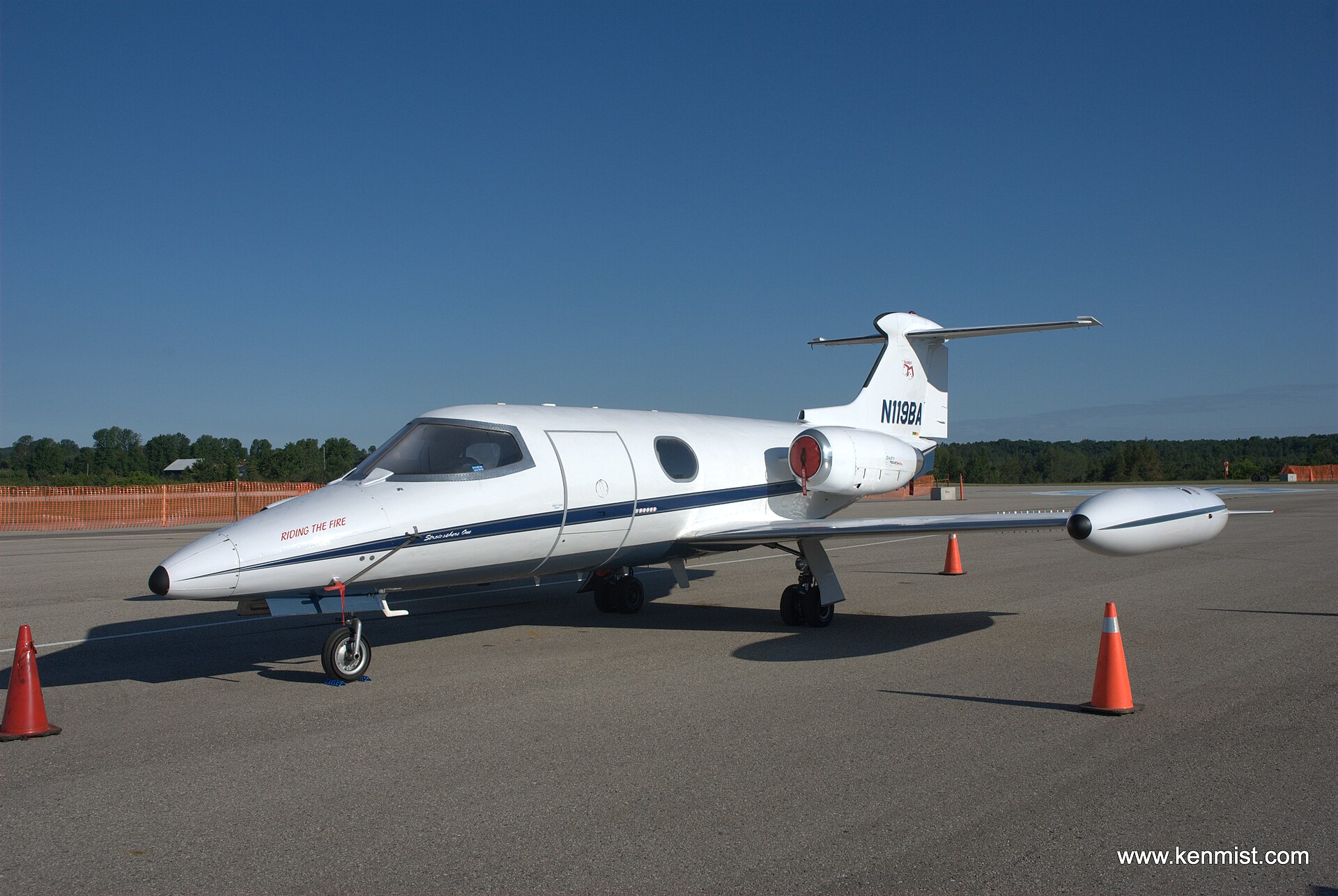 N119BA — Business jet