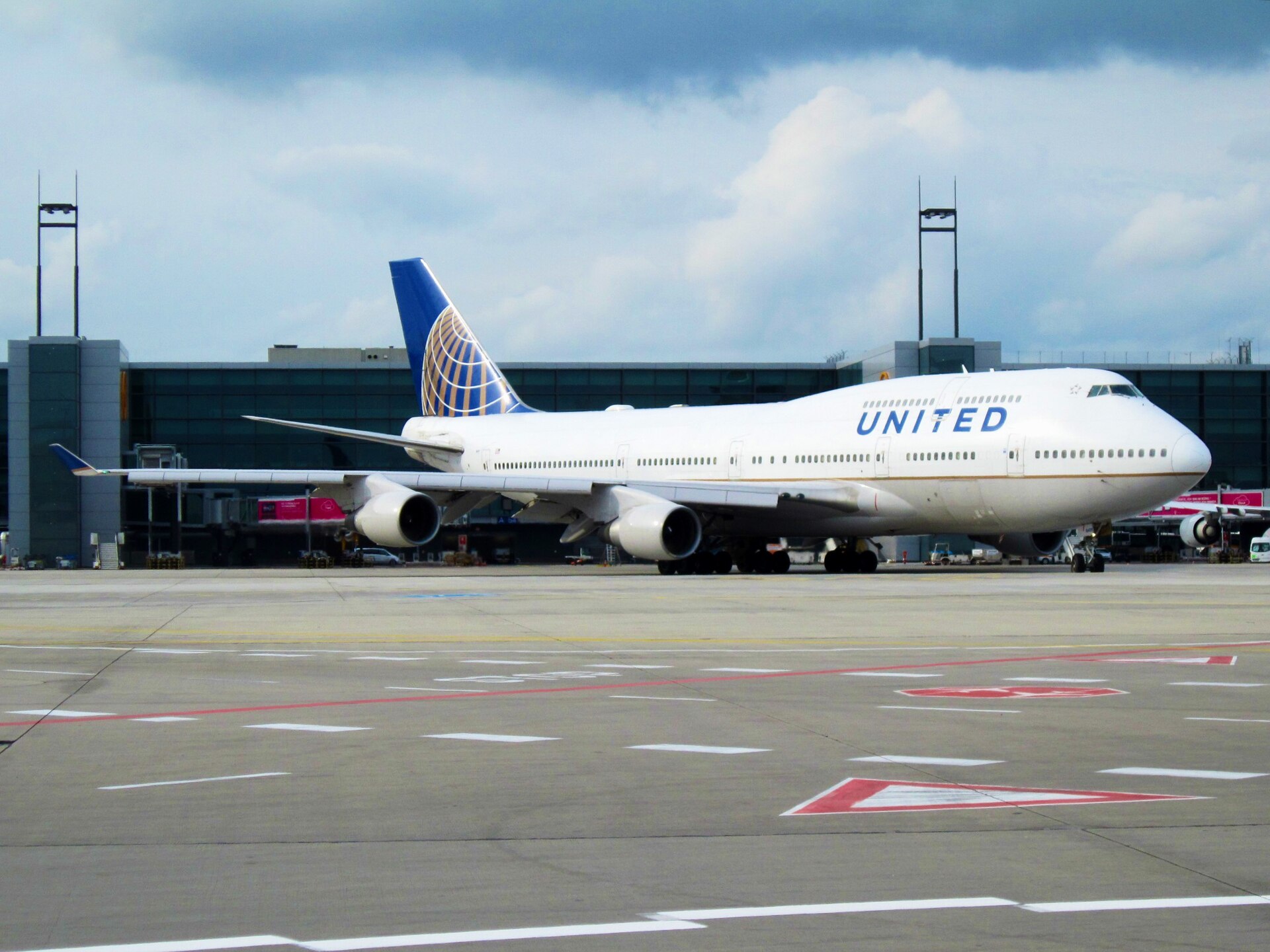 N119UA — Boeing