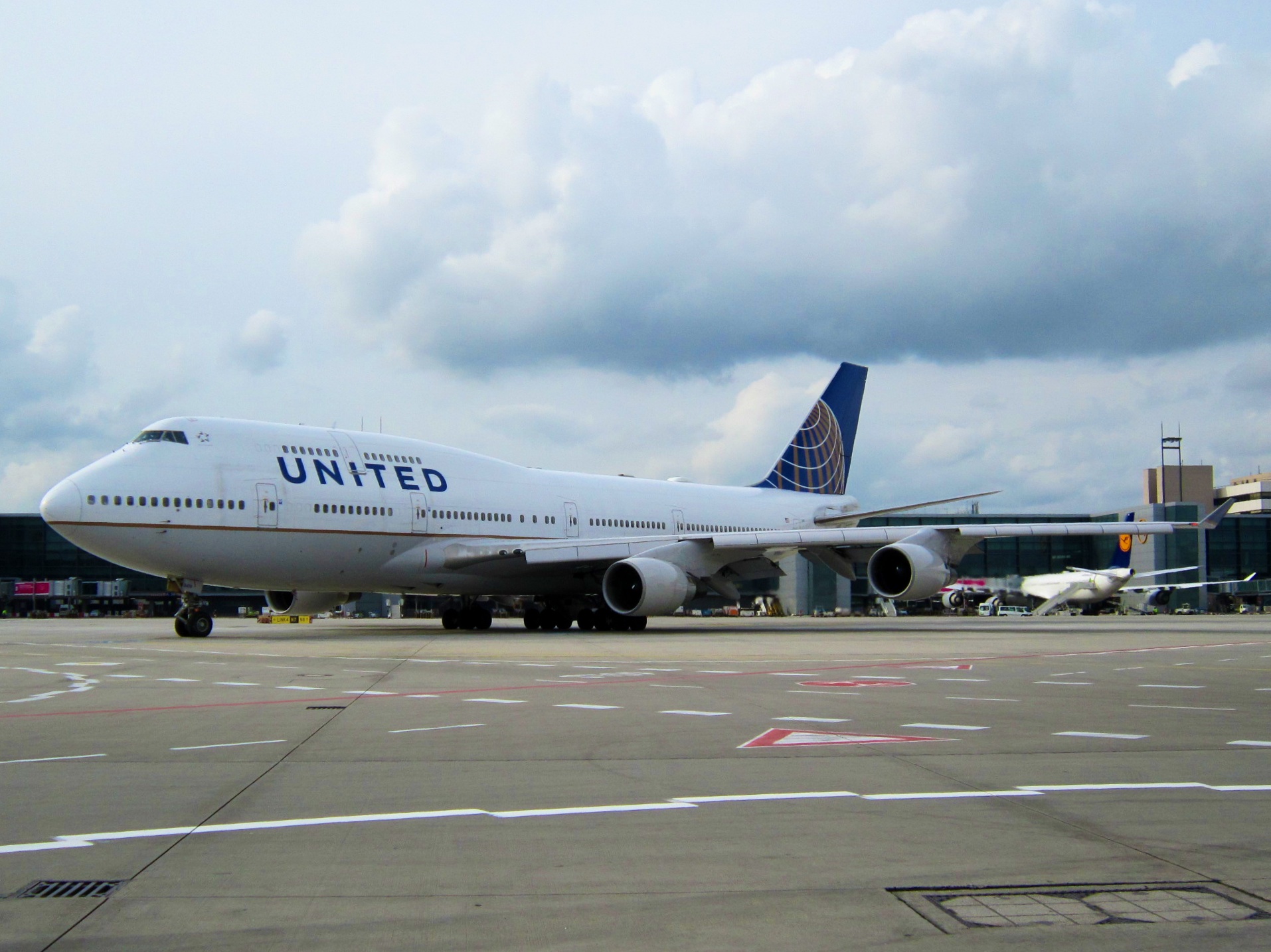 N119UA — Boeing