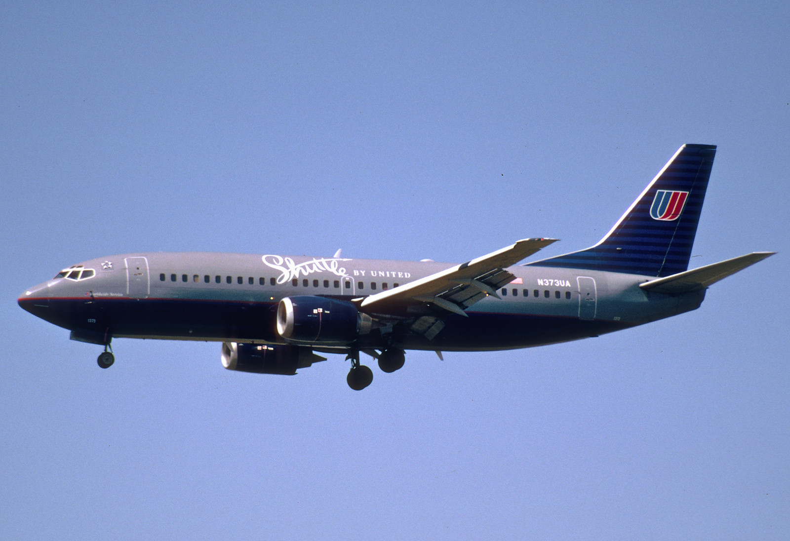 N373UA — Twin-engine aircraft