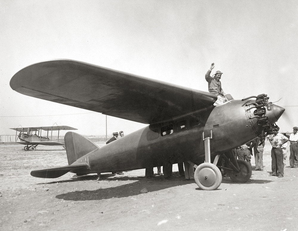 — Single-engine aircraft