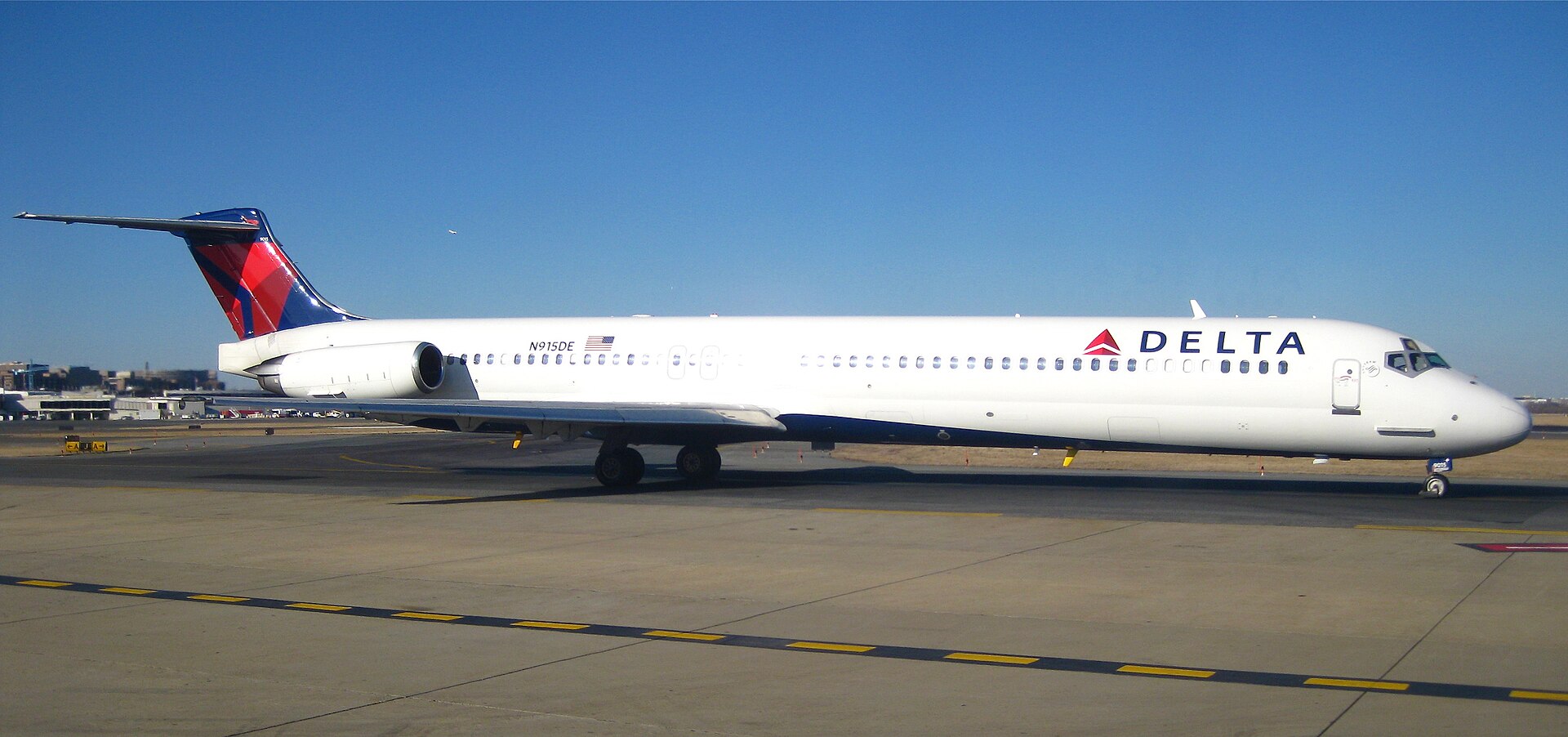 N915DE — Aircraft