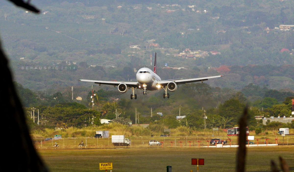 N990TA — Aircraft
