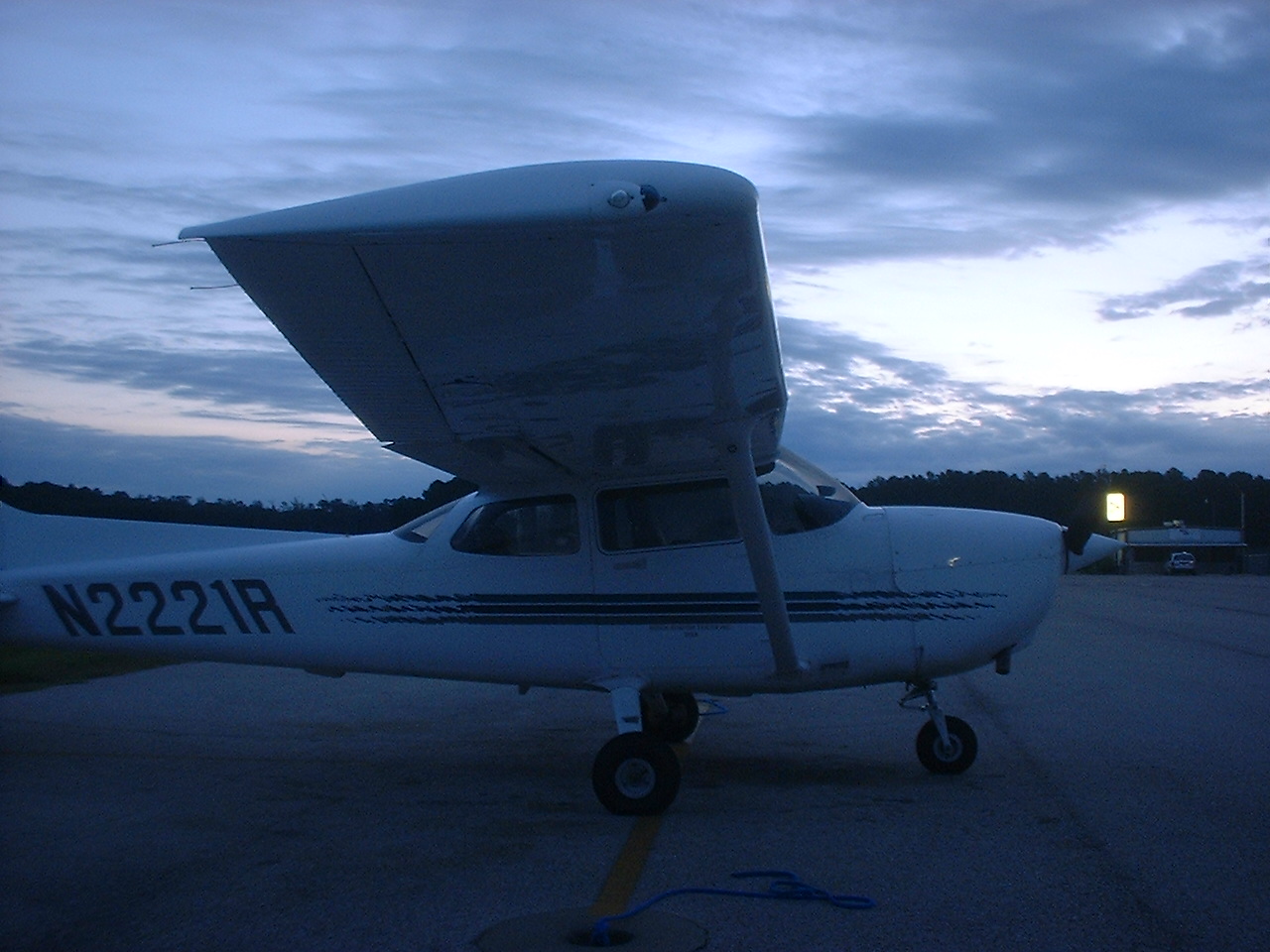 N2221R — Cessna