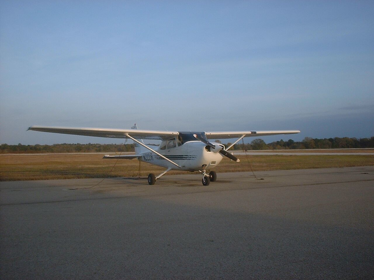 N2221R — Single-engine aircraft