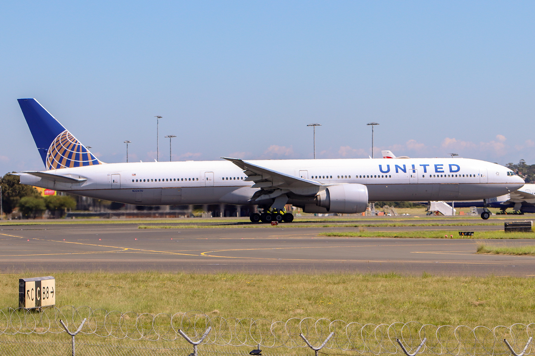 N2243U — Boeing