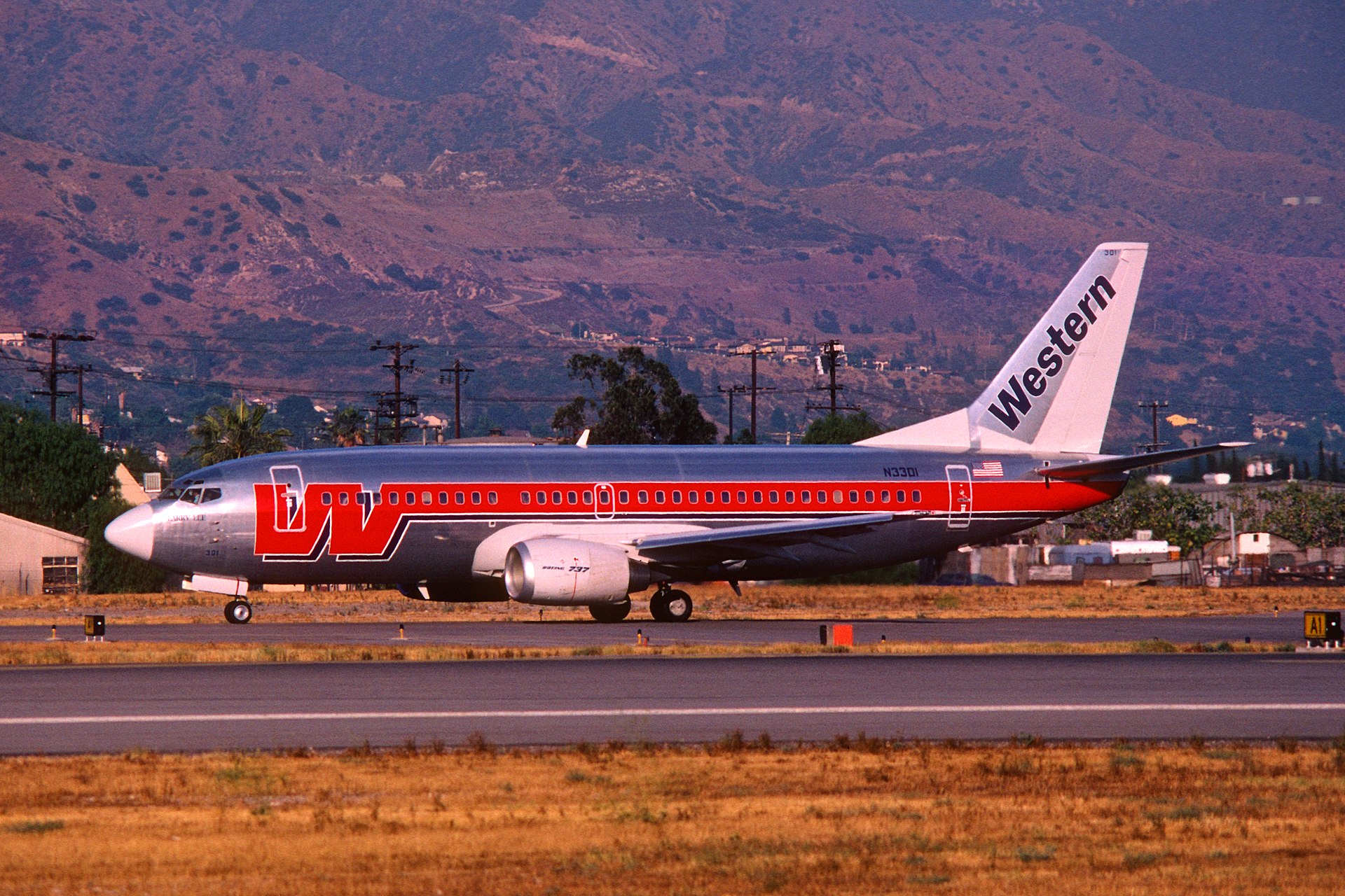 N3301 — Boeing