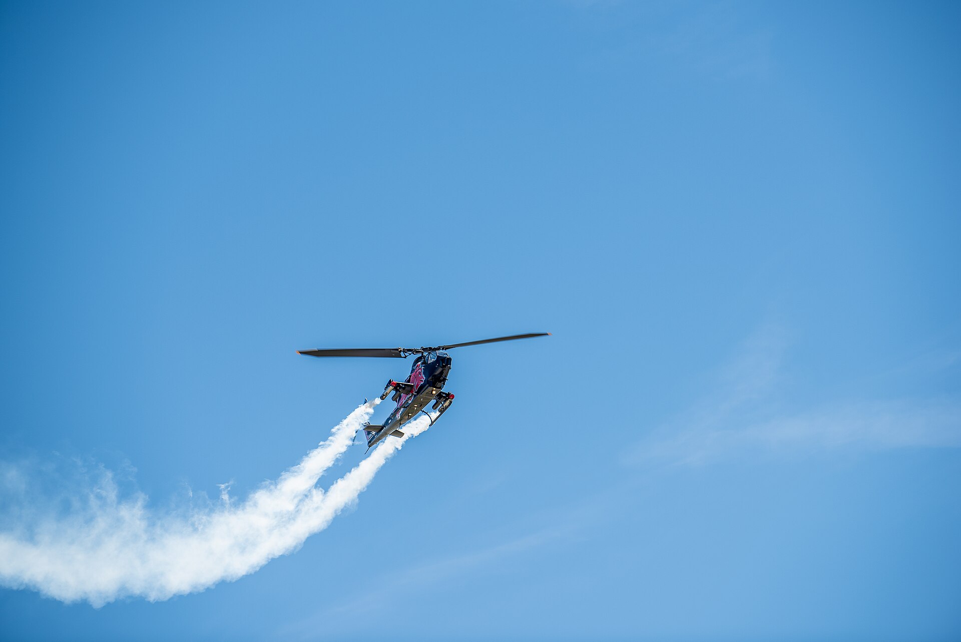 N11FX — Helicopter