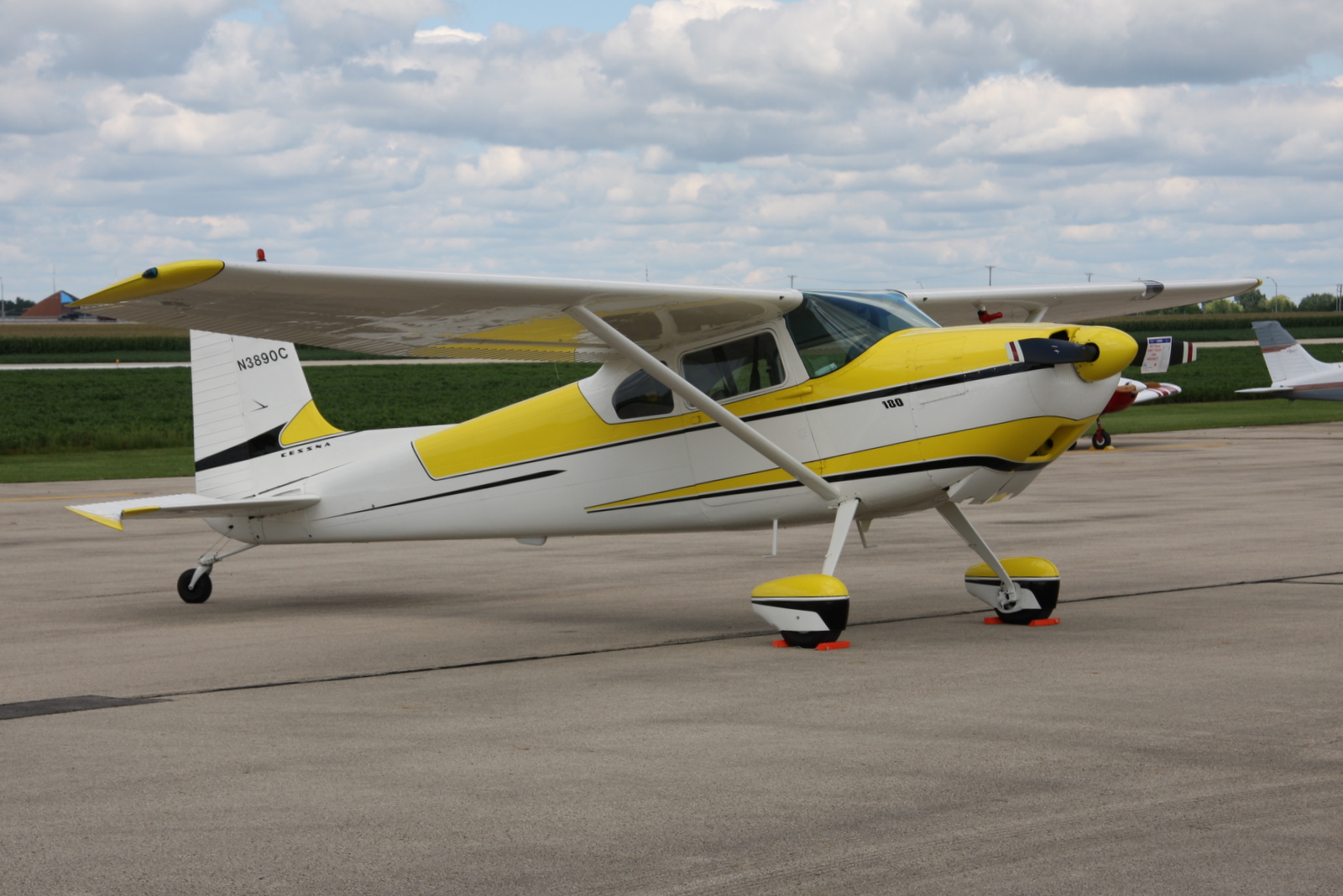 N3890C — Cessna