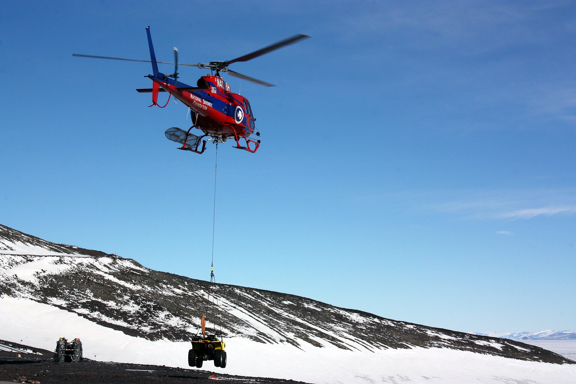N4036H — Helicopter