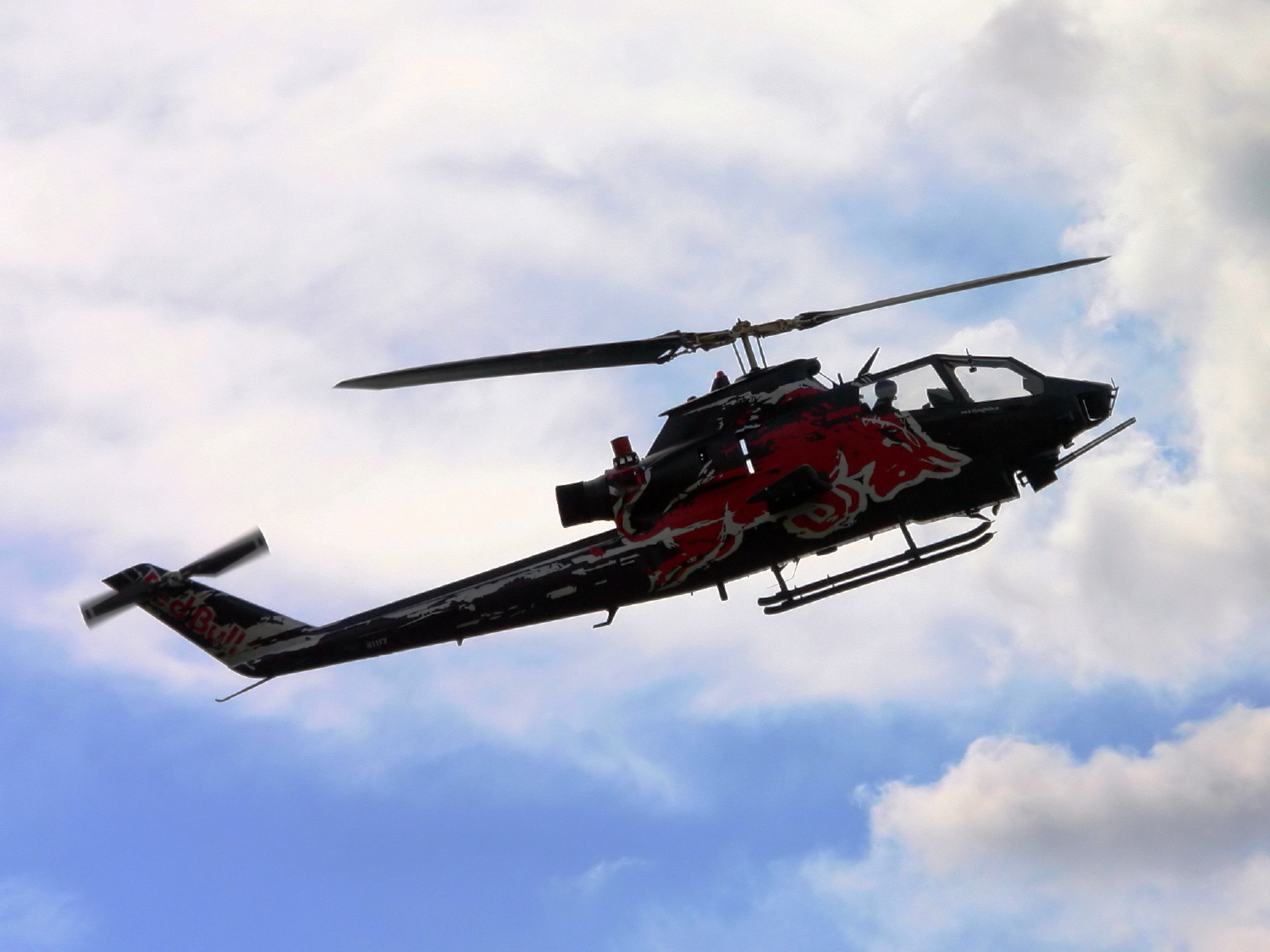 N11FX — Helicopter