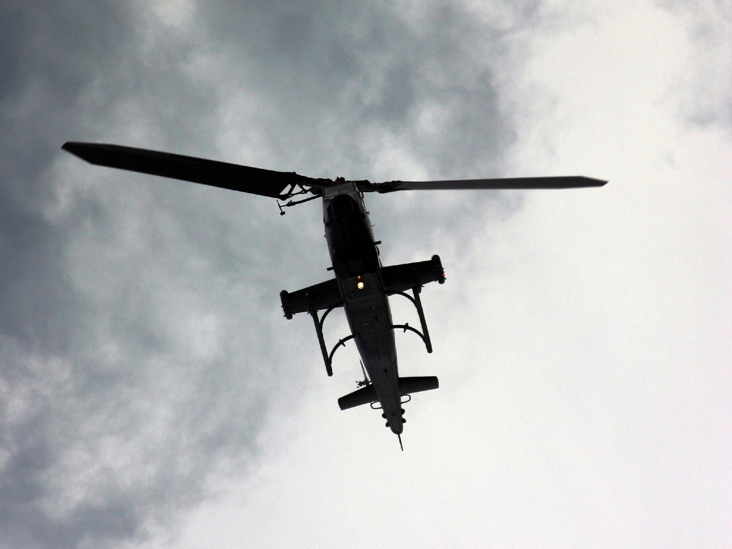 N11FX — Helicopter