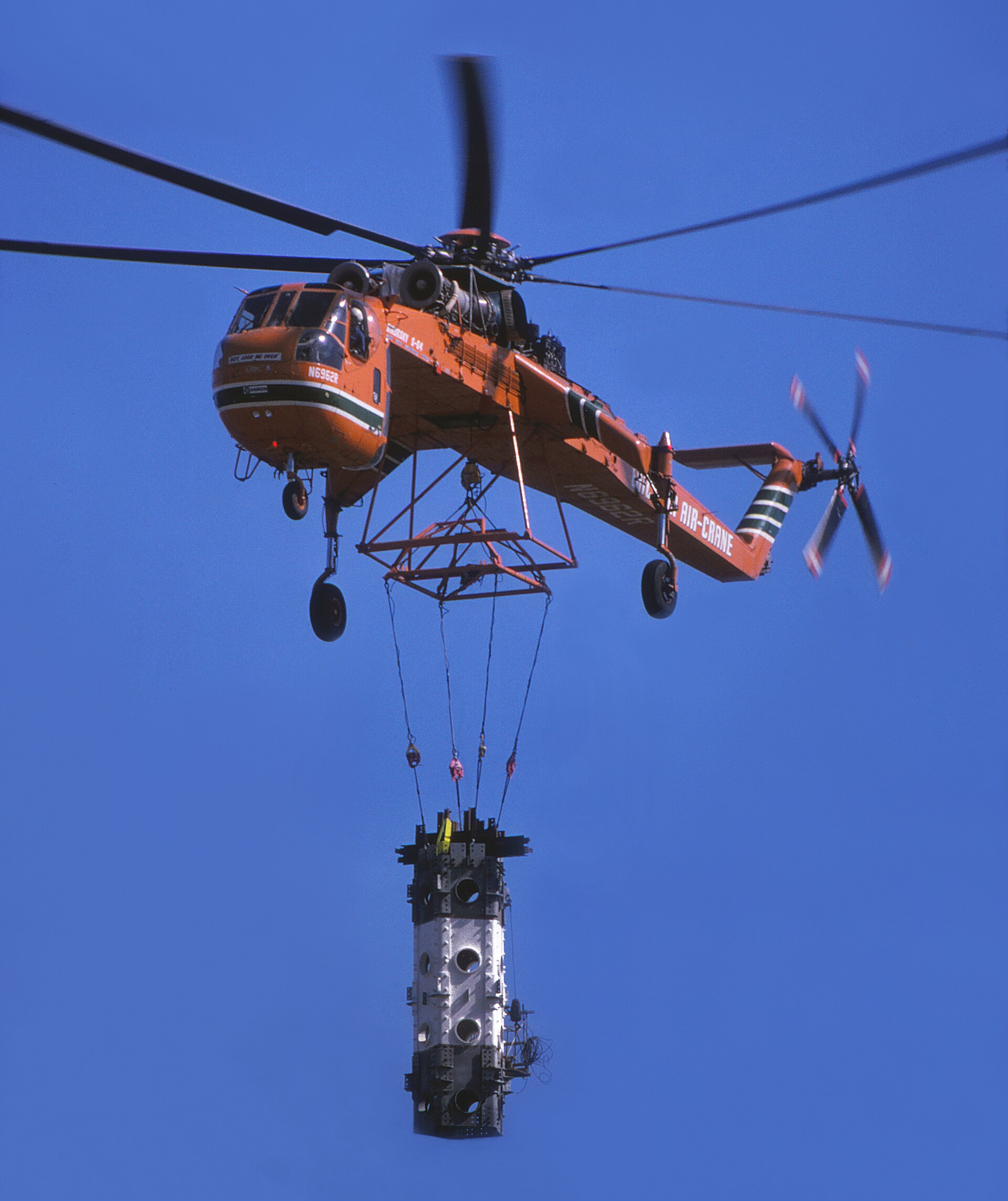 N6962R — Helicopter