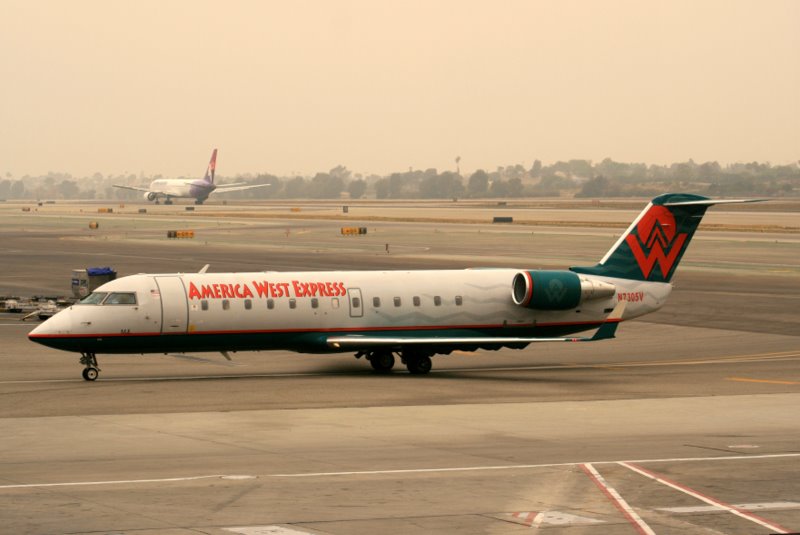N7305V — Aircraft