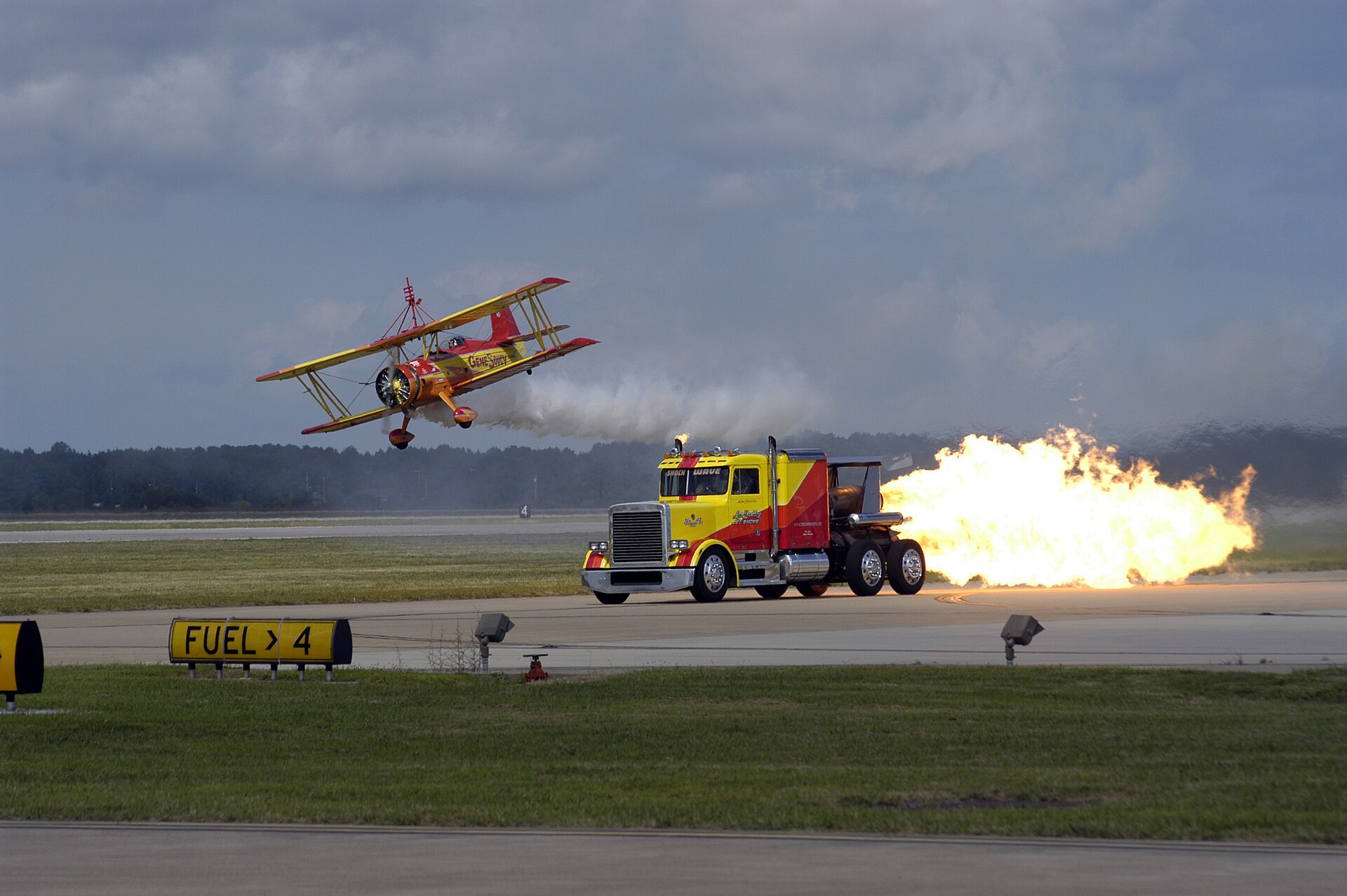 N7699 — Aircraft