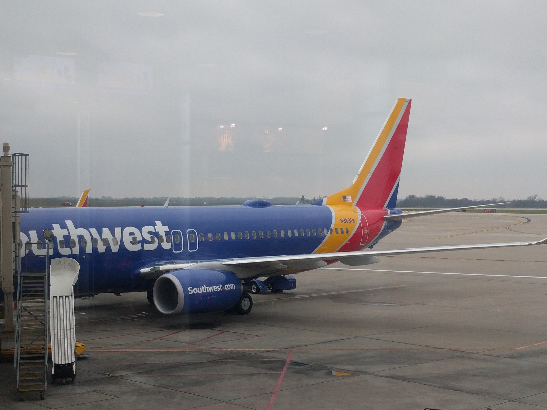 N8681M — Boeing