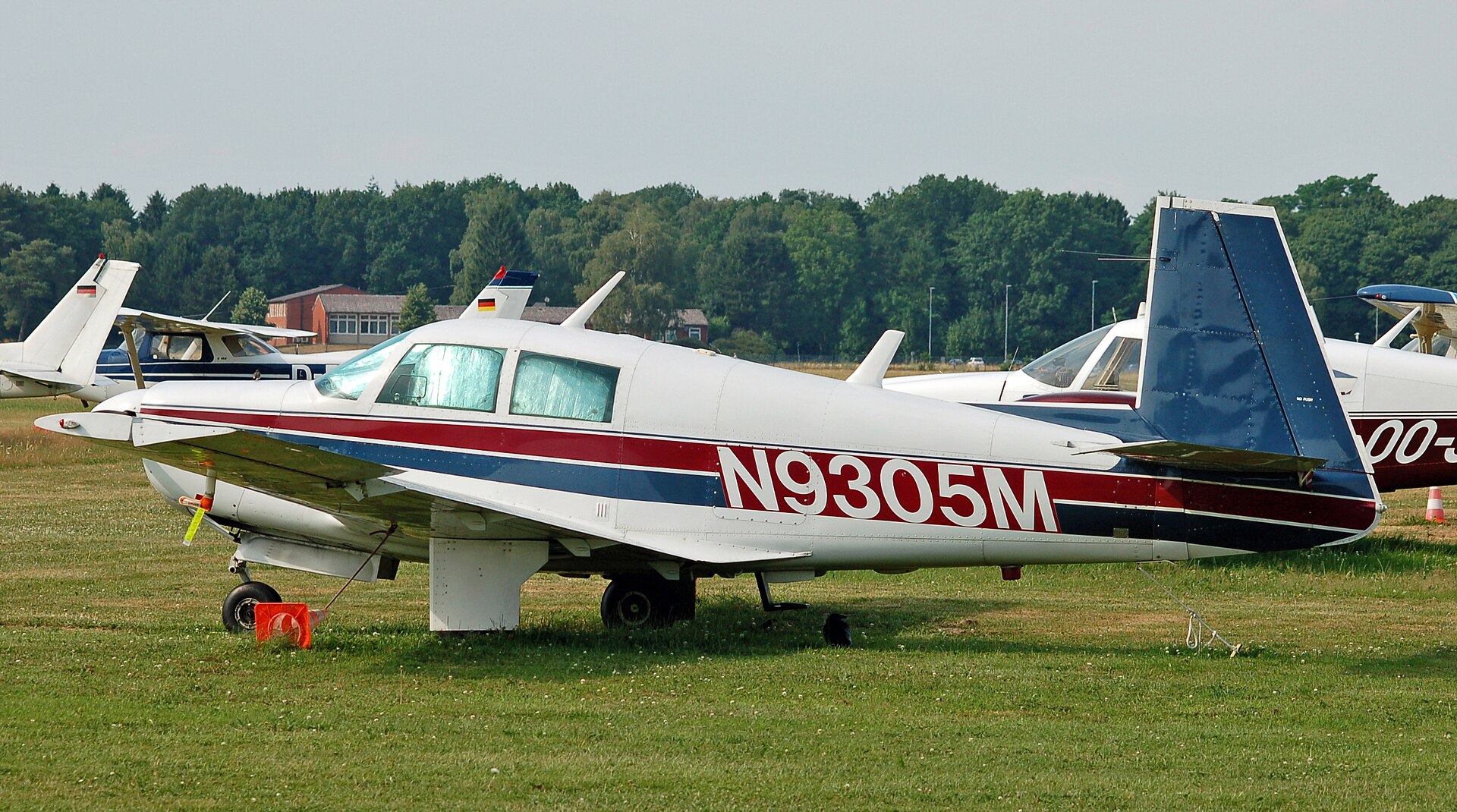 N9305M — Single-engine aircraft