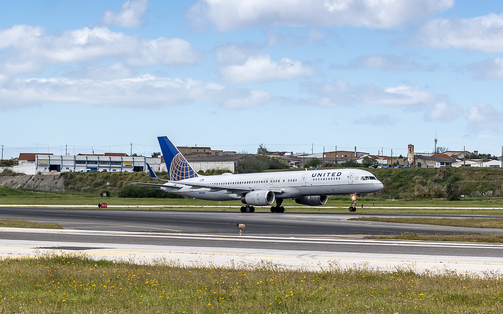 N13138 — Boeing