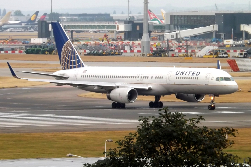 N14102 — Boeing