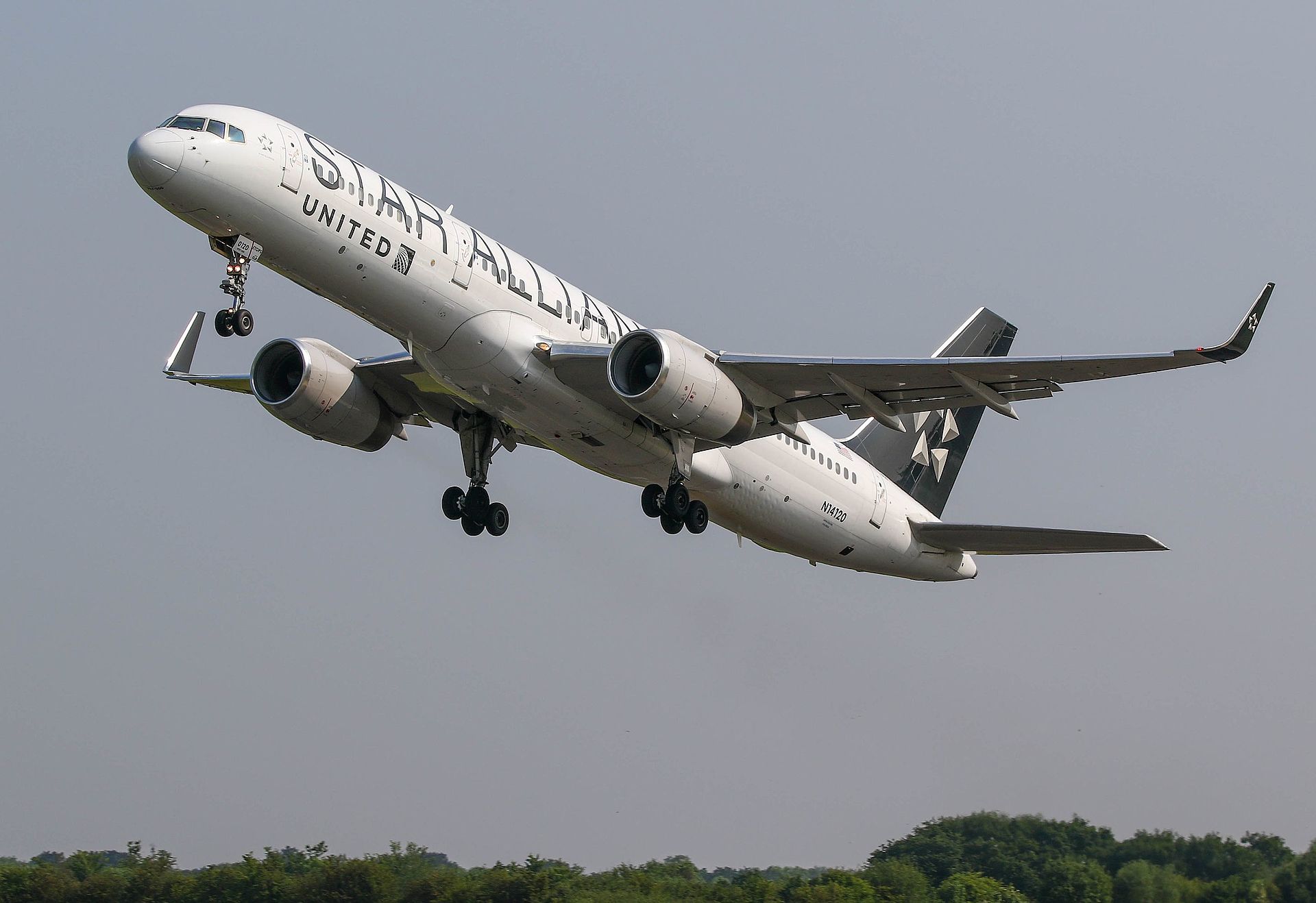 N14120 — Twin-engine aircraft