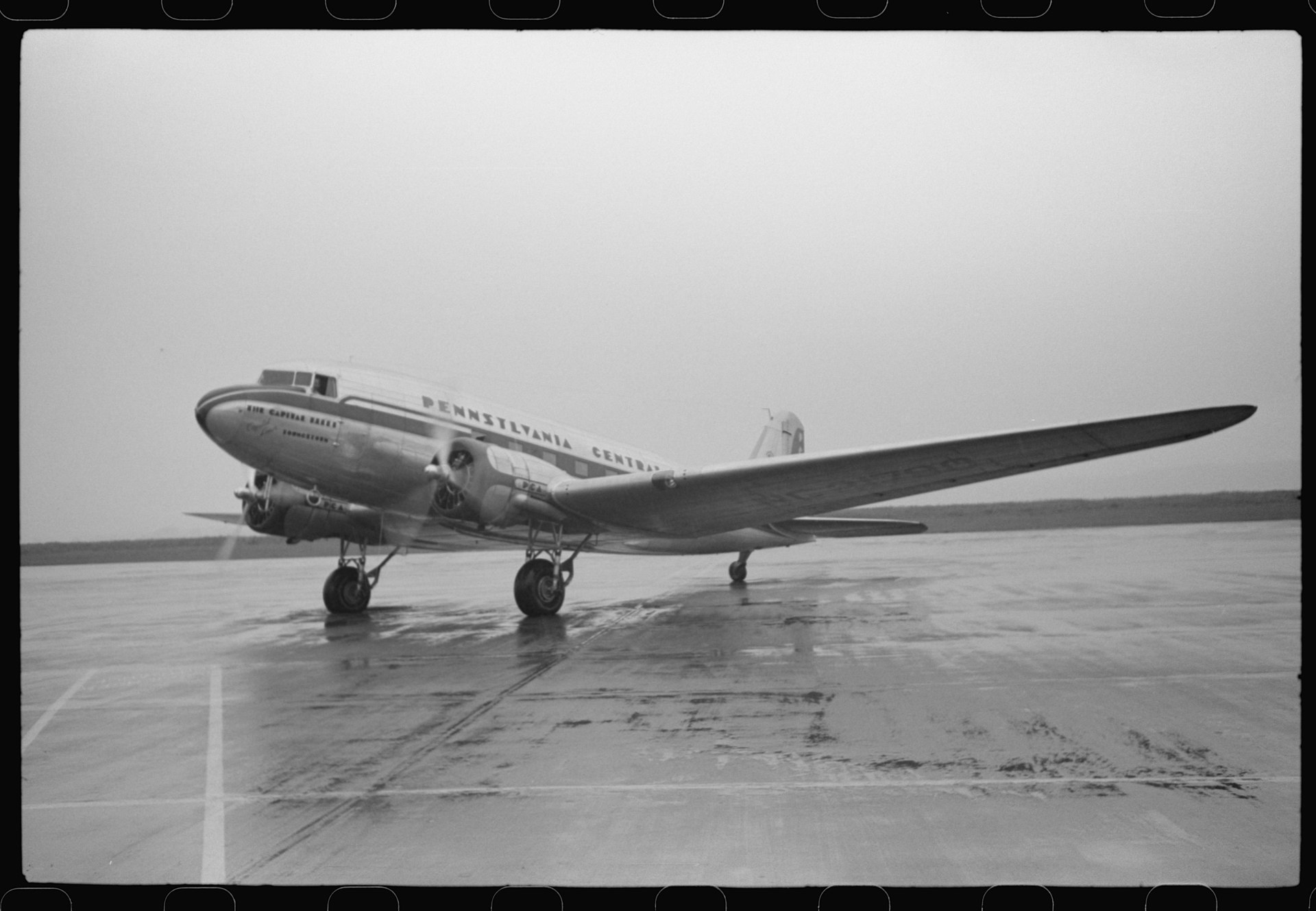— Twin-engine aircraft