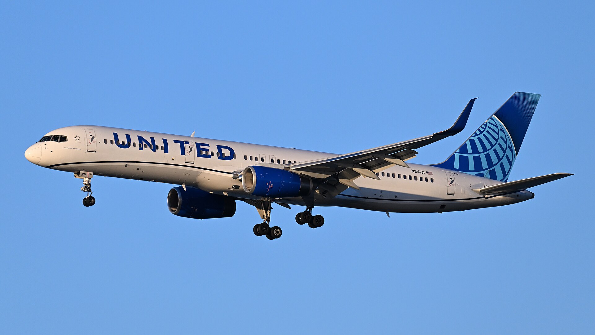 N34131 — Twin-engine aircraft