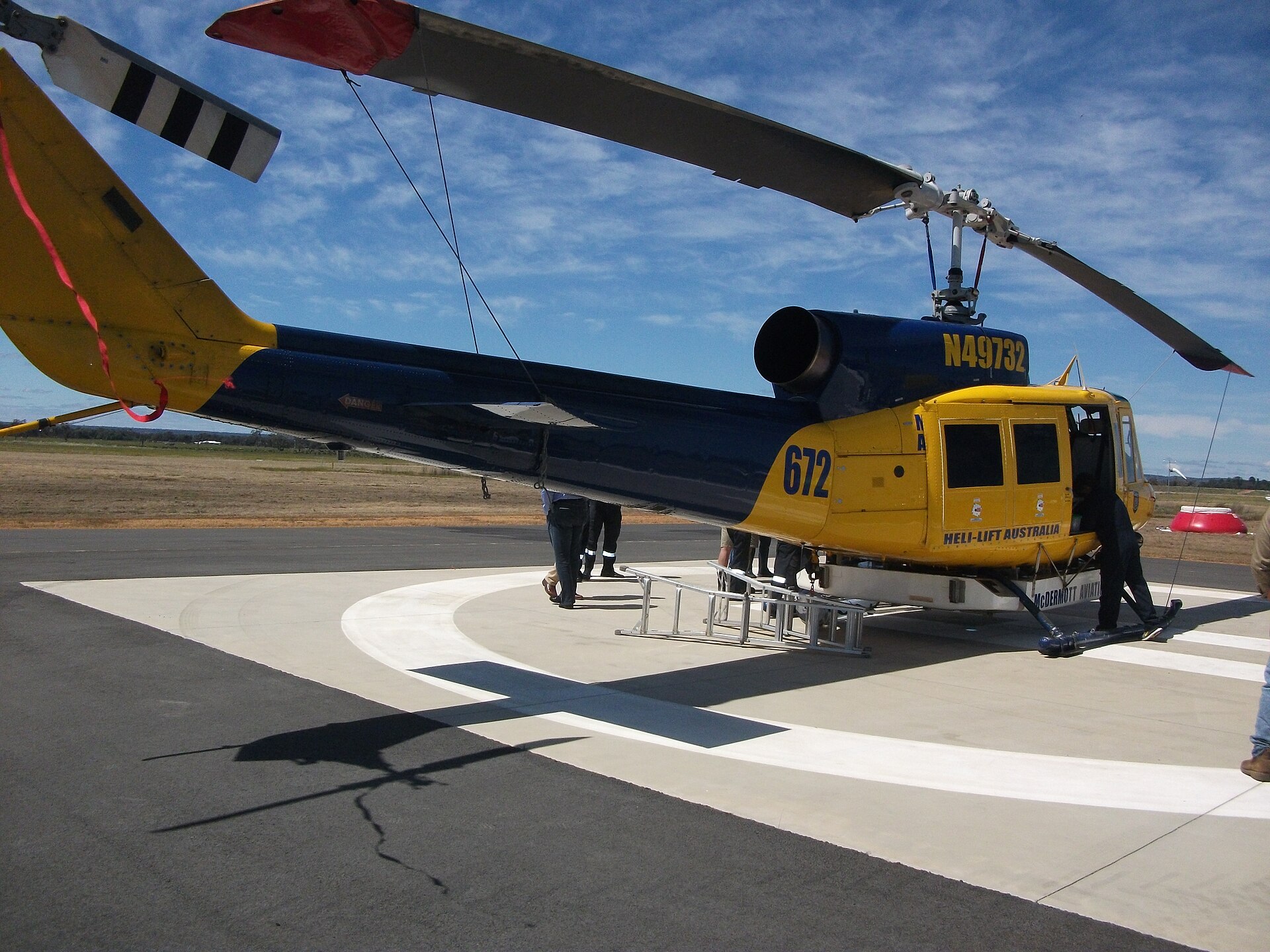 N49732 — Helicopter
