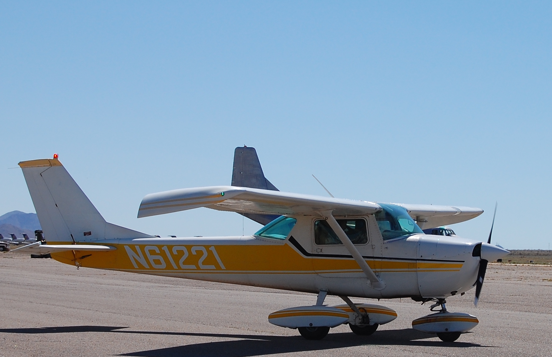 N61221 — Cessna