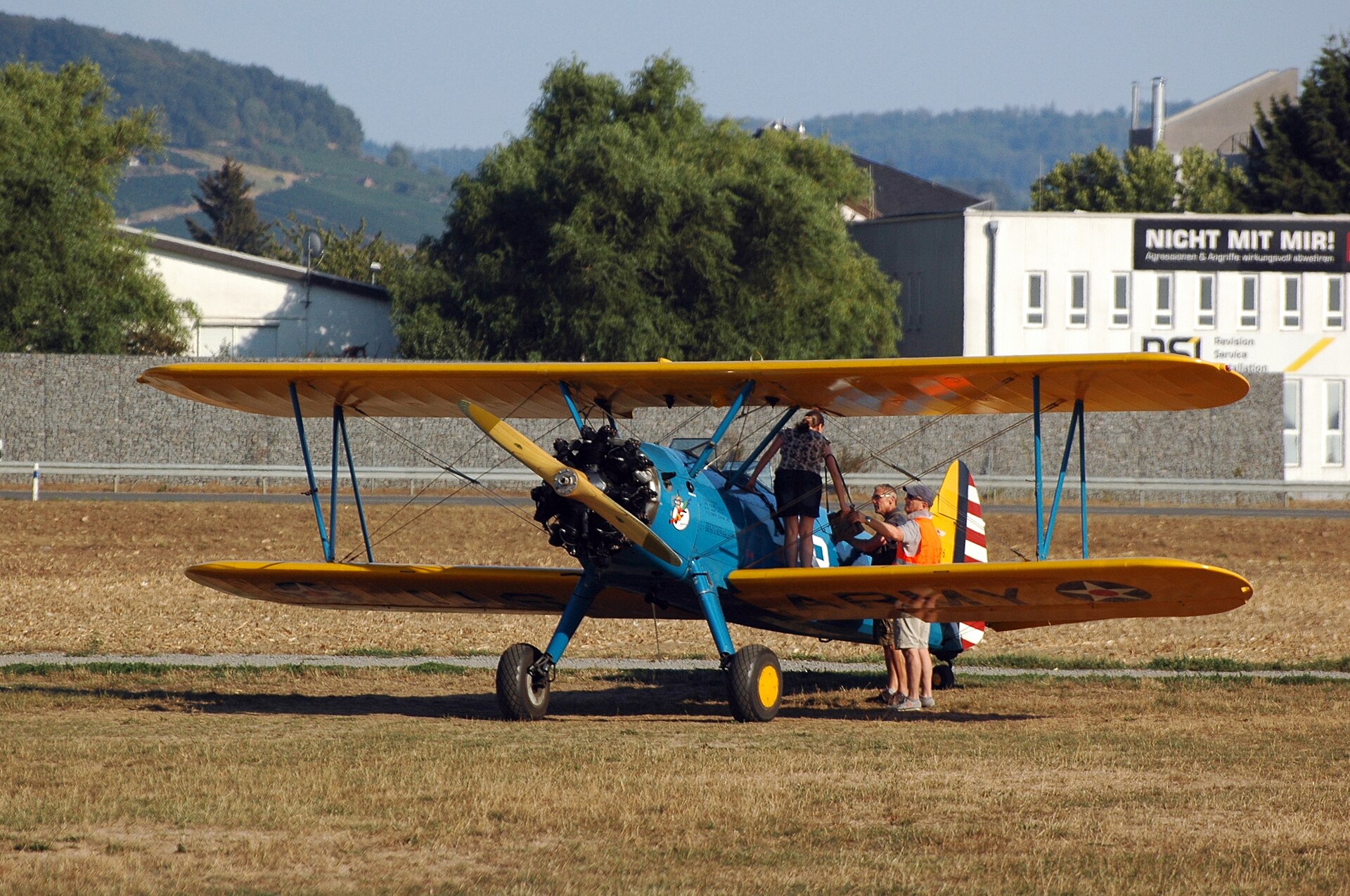 N68296 — Single-engine aircraft