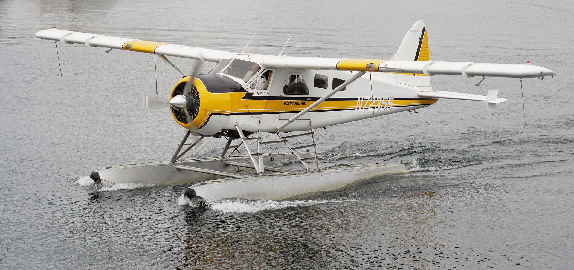 N72355 — Floatplane