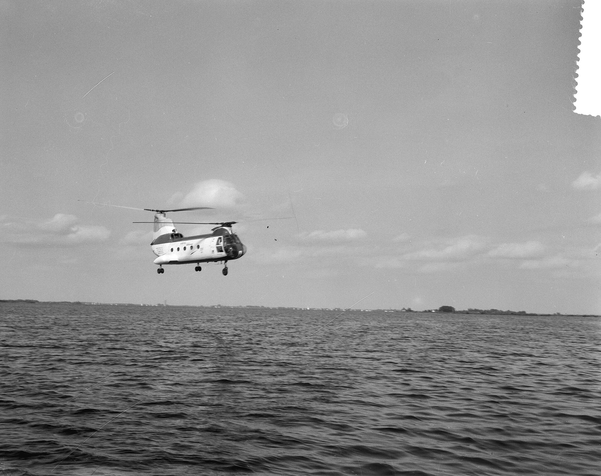 N74060 — Helicopter