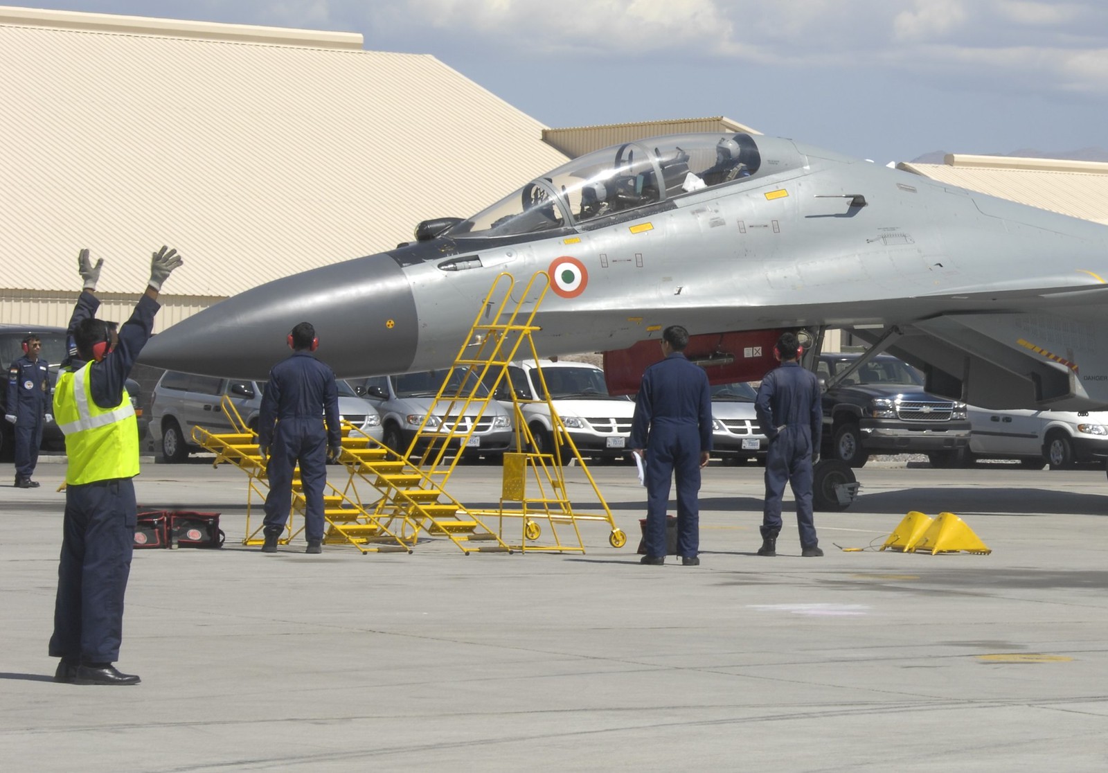N011M — Aircraft